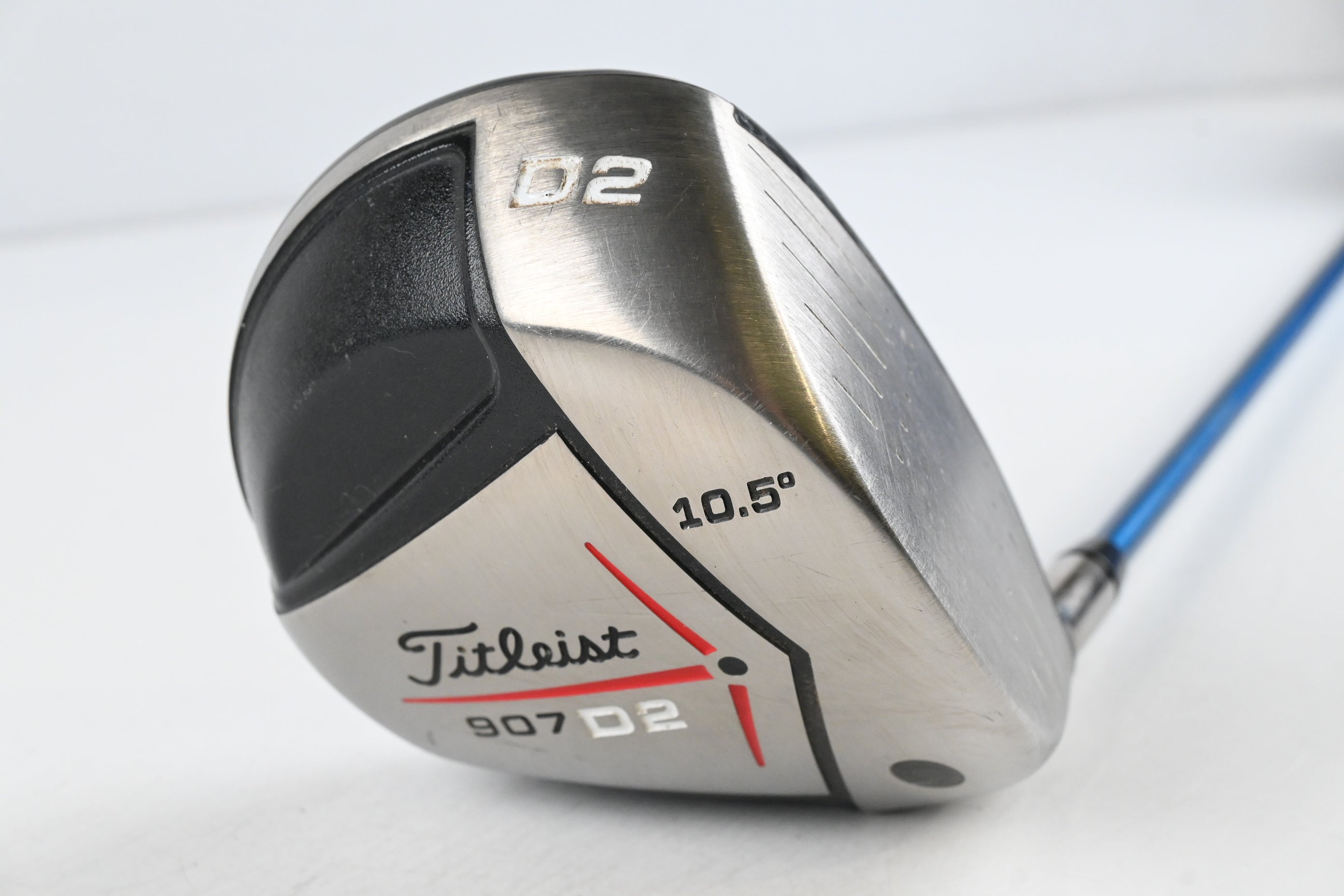 Titleist 907 D2 Driver / 10.5 Degree / Regular Flex Aldila VS Proto 65 Shaft