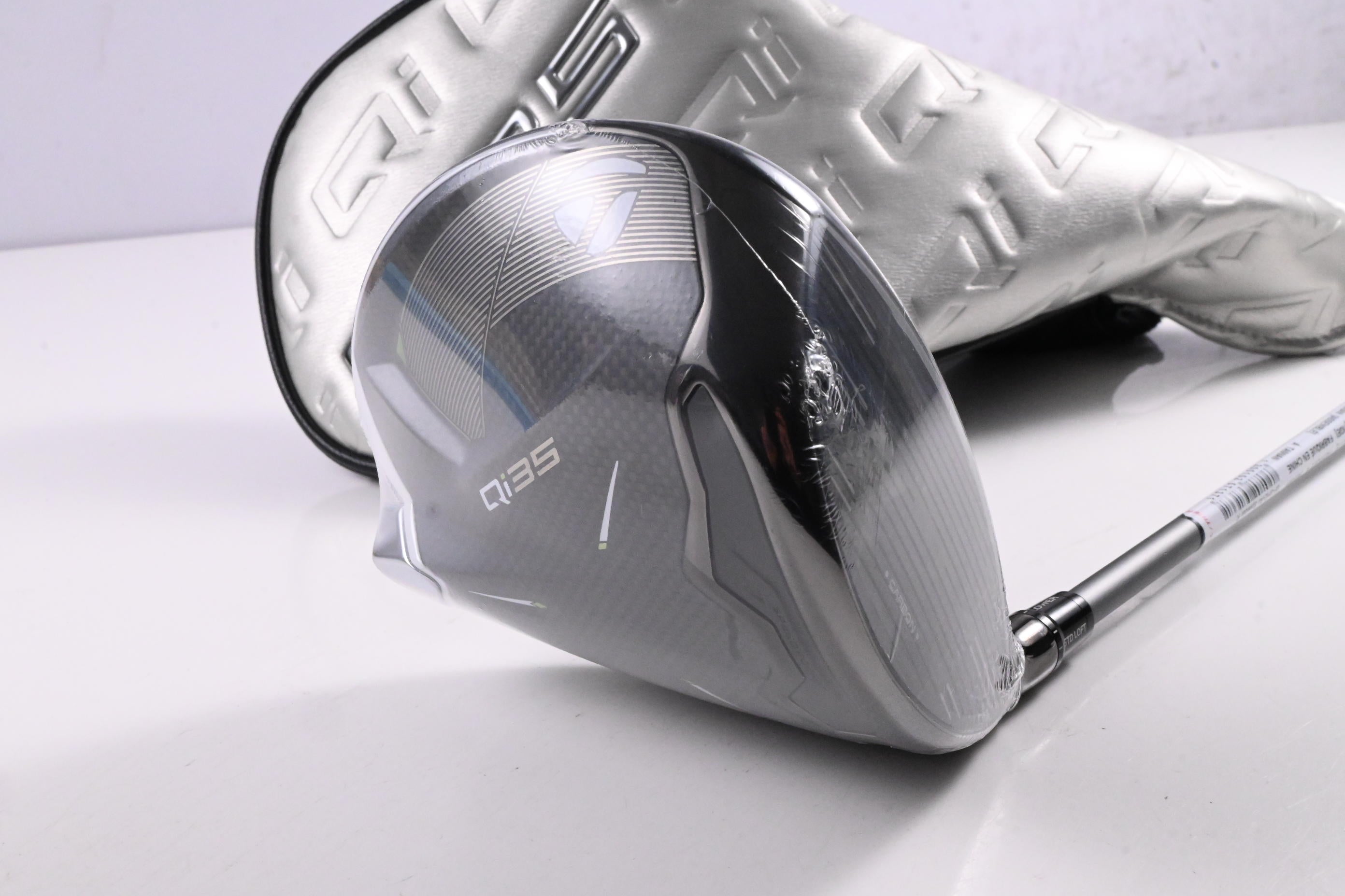 Taylormade Qi35 Max Lite Driver / 10.5 Degree / Regular Flex Fujikura Airspeeder