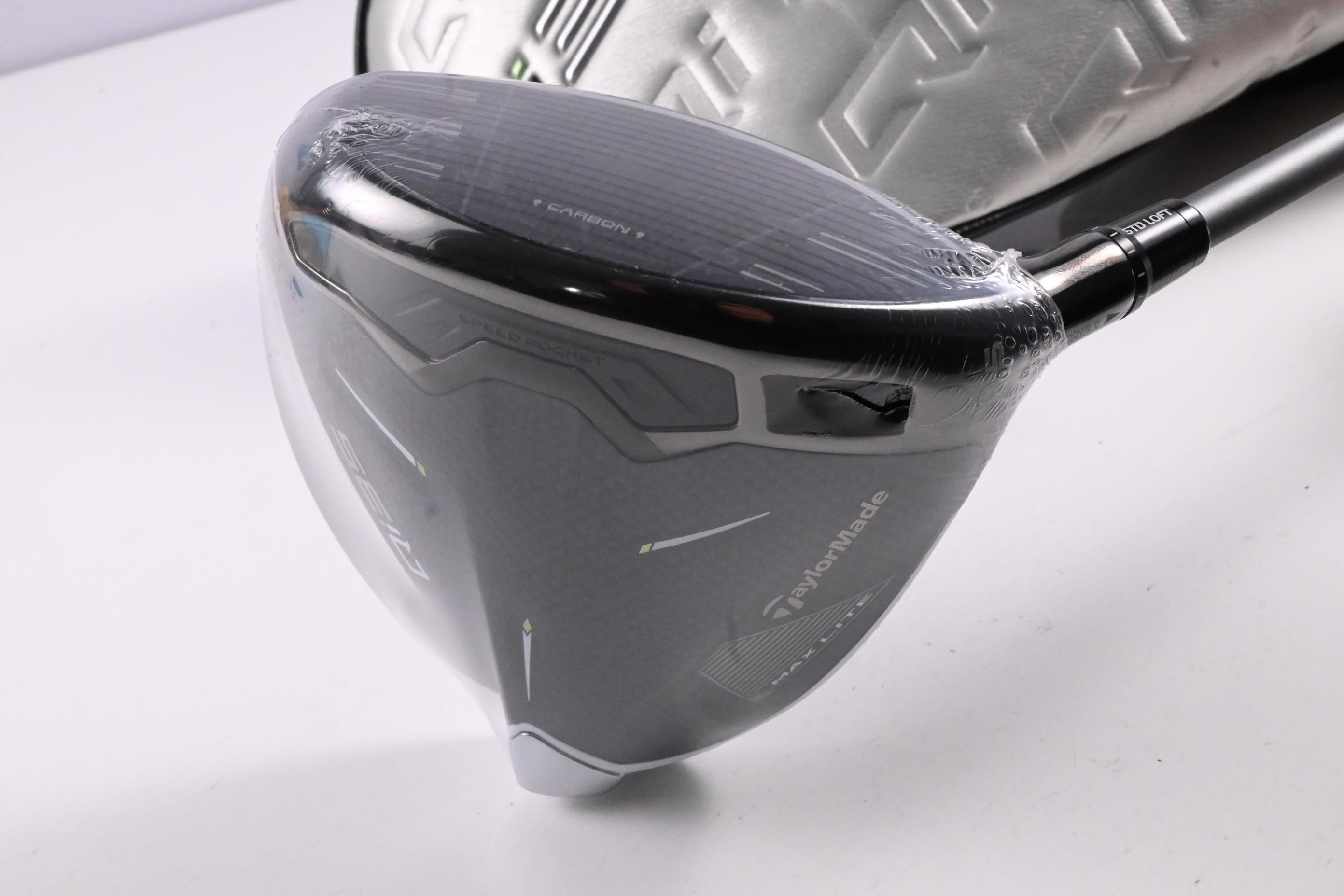 Taylormade Qi35 Max Lite Driver / 10.5 Degree / Regular Flex Fujikura Airspeeder