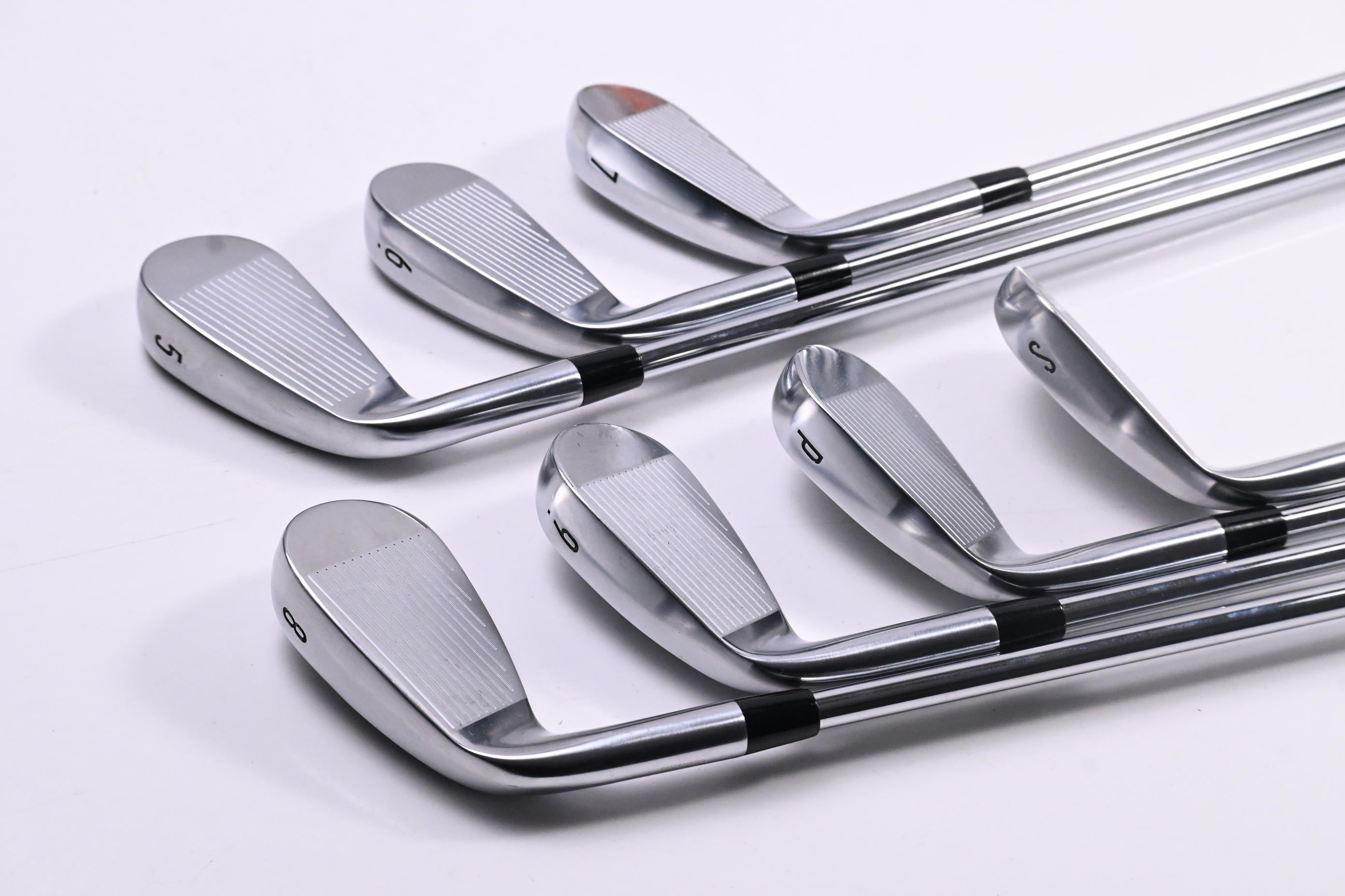 Callaway Quantum Max Irons / 5-PW+SW / Regular Flex KBS MAX 90 Shafts