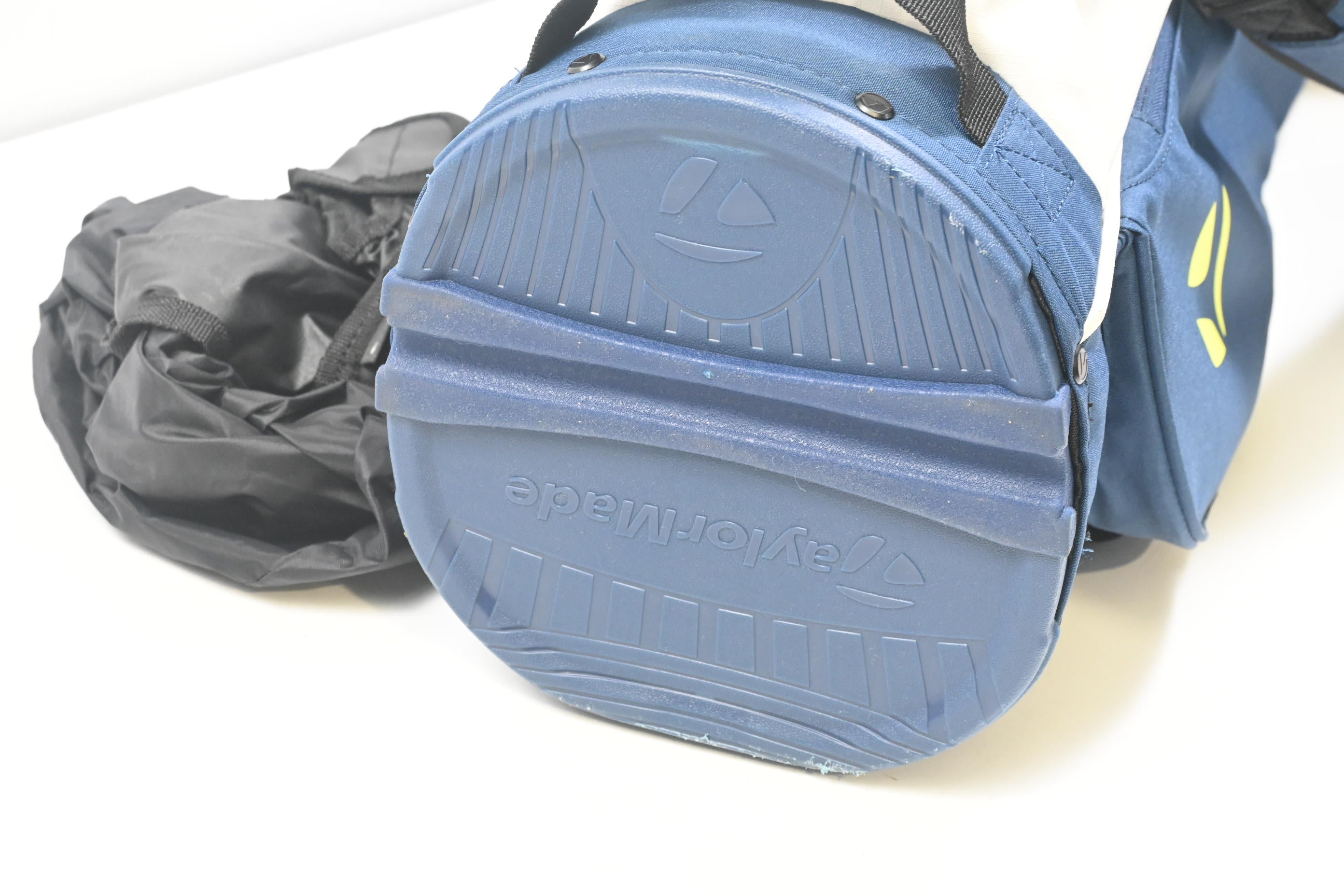 Taylormade Flex Tech Carry Stand Bag / 3-Way Divider / Blue, White