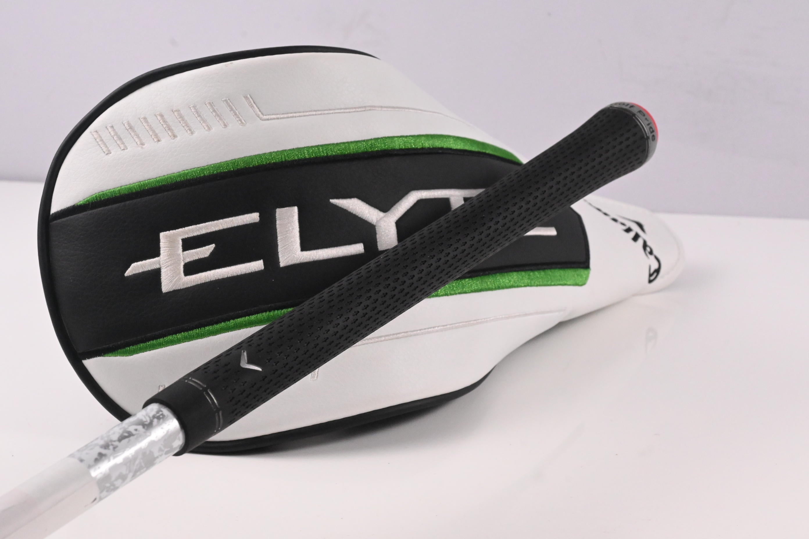 Callaway Elyte X Driver / 10.5 Degree / Regular Flex Denali Charcoal 50 Shaft