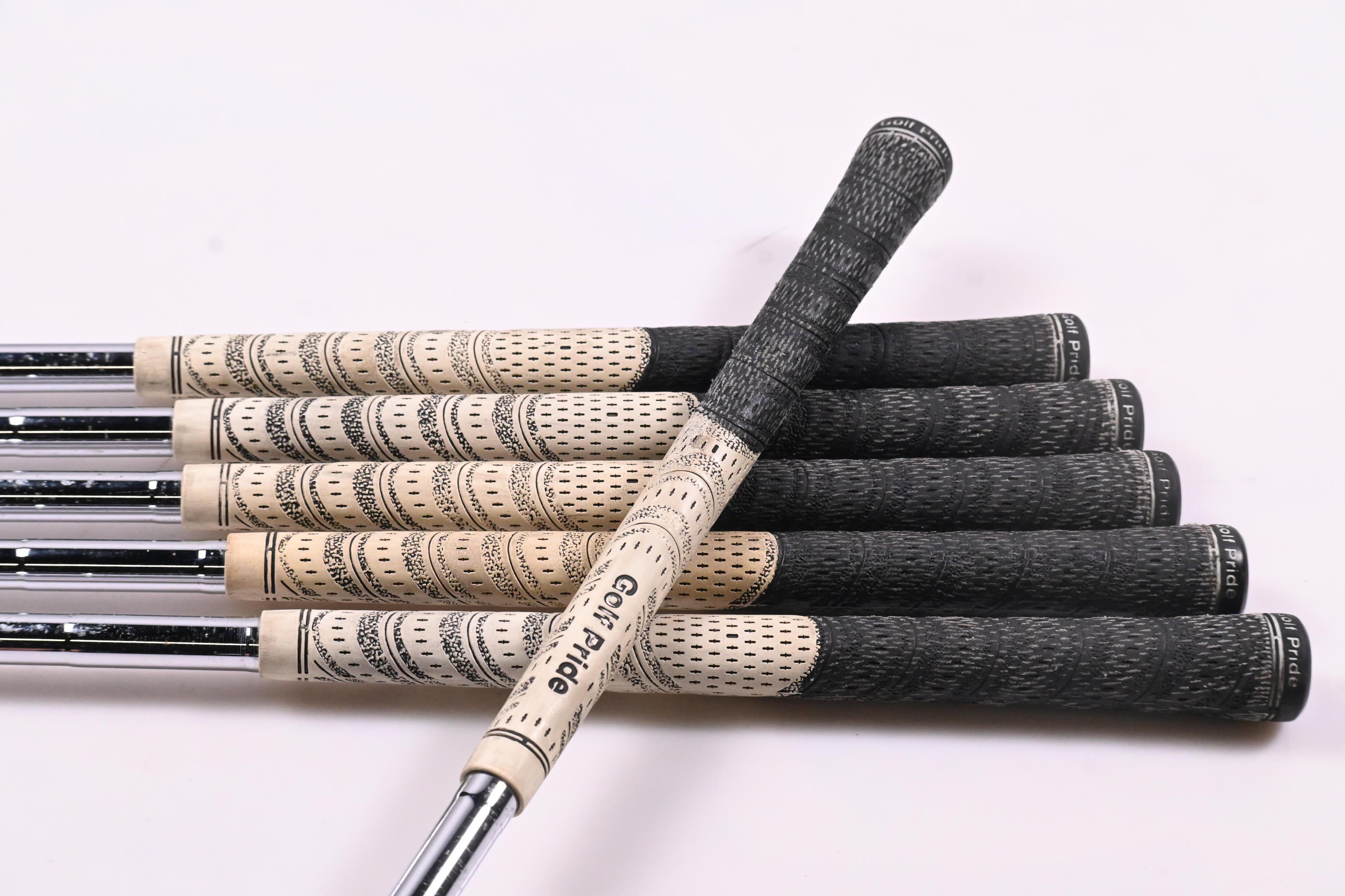 Titleist AP2 2008 Irons / 5-PW / Regular Flex Dynamic Gold R300 Shafts