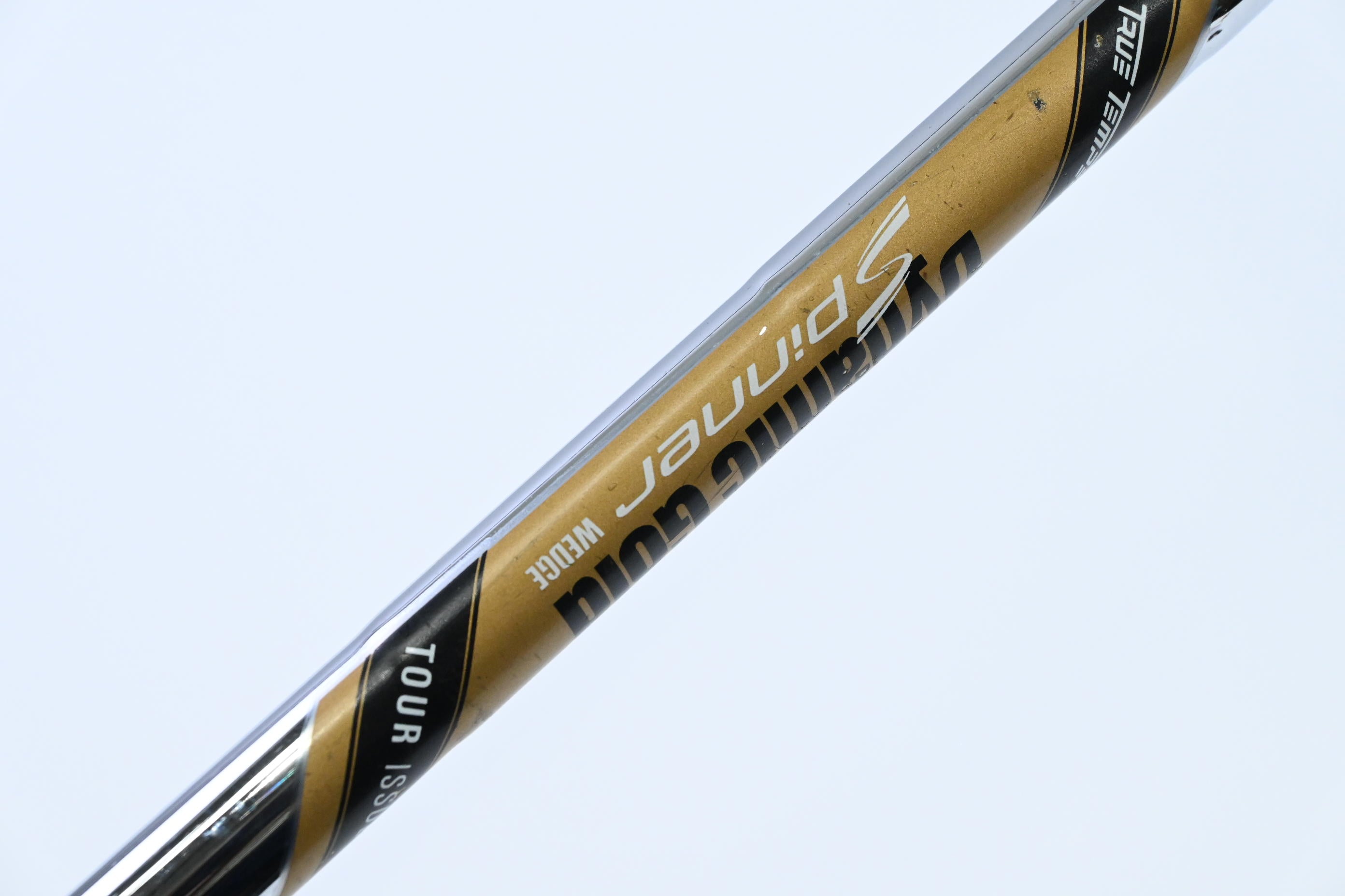 Cleveland RTX Full Face 2 Gap Wedge / 52 Degree / Wedge Flex Dynamic Gold