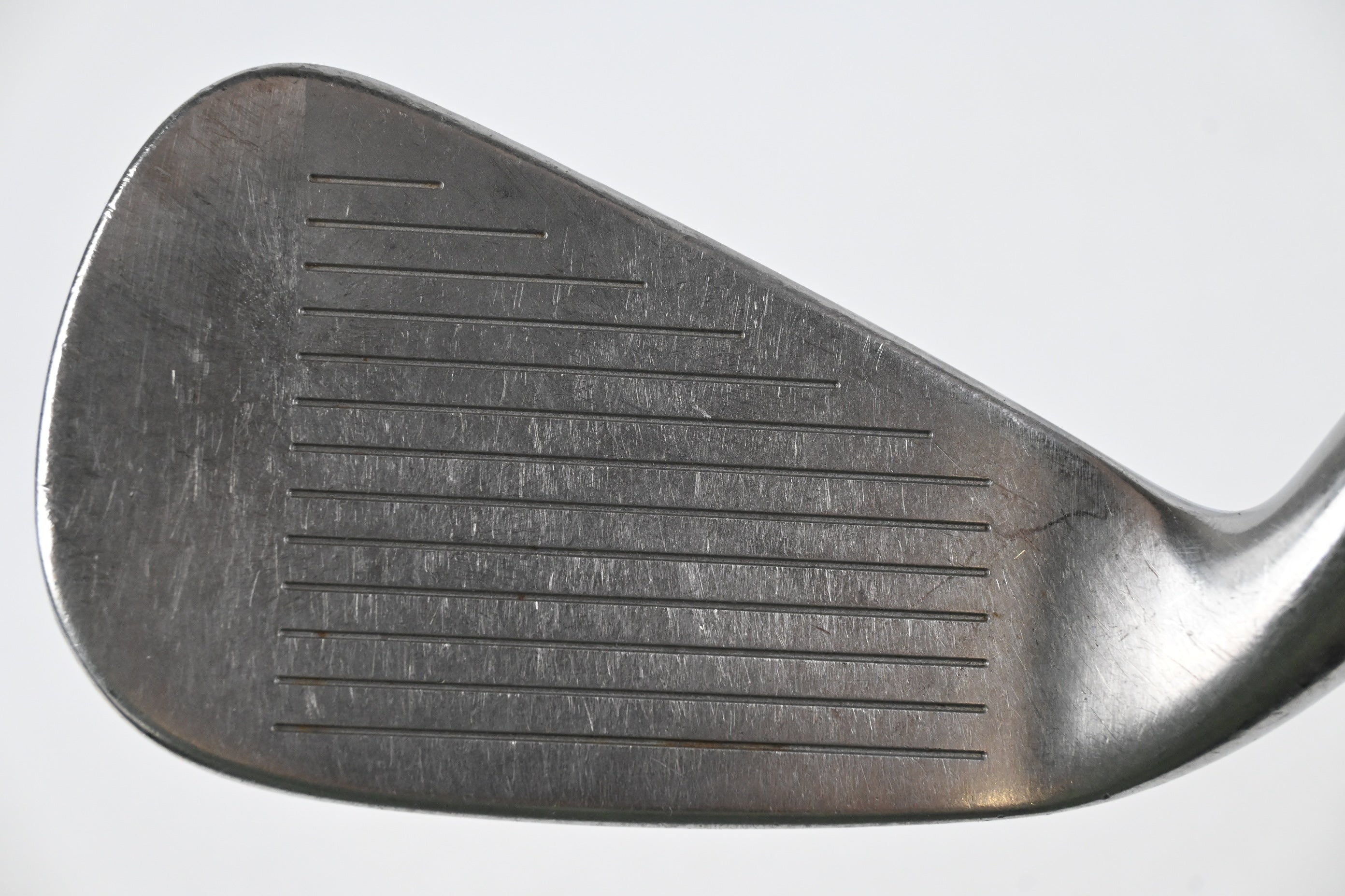 Titleist 714 AP1 #7 Iron / Regular Flex Dynamic Gold R300 105 Steel Shaft