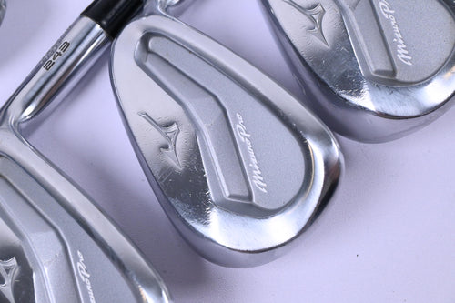 Mizuno Pro 243 Irons / 5-PW+GW / Regular Flex Dynamic Gold R300 Shafts