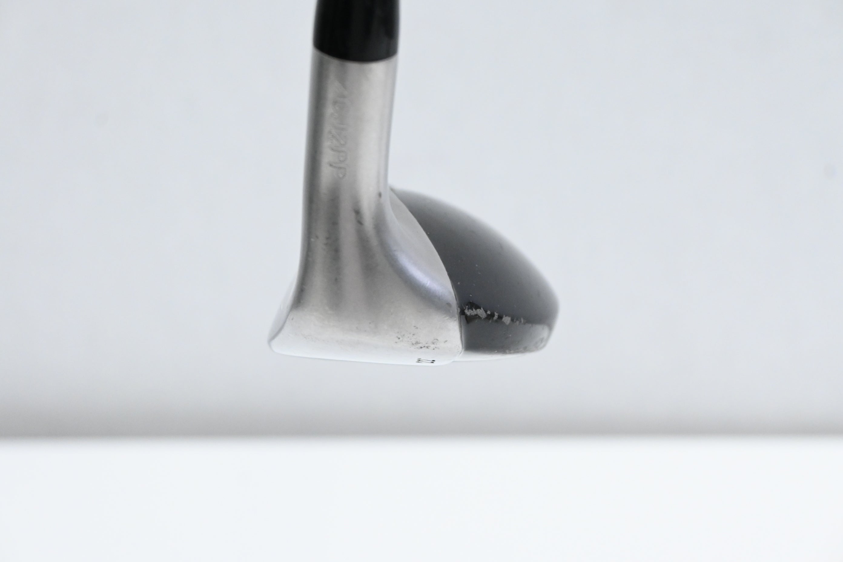 Taylormade Rescue Mid #4 Hybrid / 22 Degree / Regular Flex Taylormade Ultalite