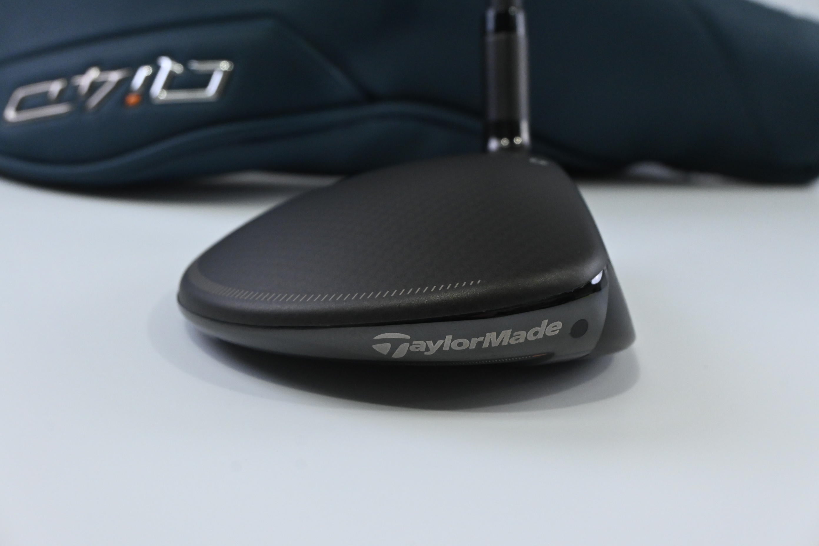 Taylormade Qi4D Max #7 Wood / 21 Degree / Regular Flex Taylormade Reax White 55