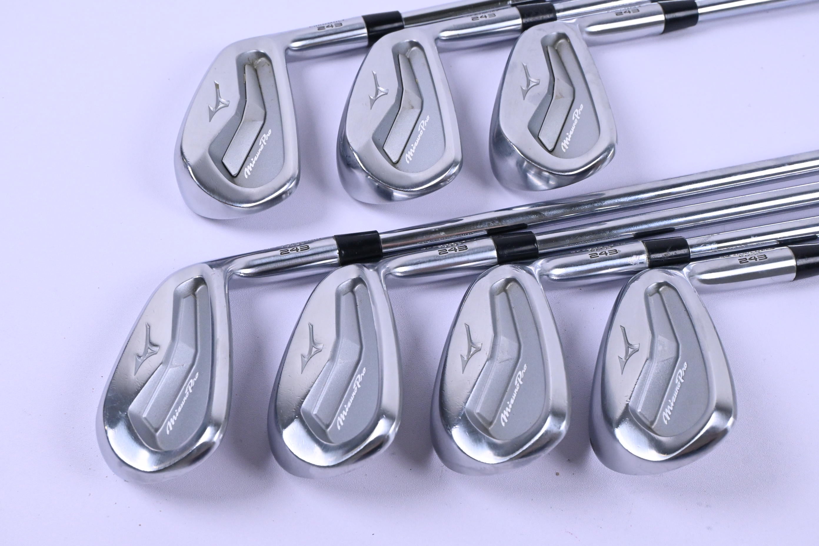 Mizuno Pro 243 Irons / 5-PW+GW / Regular Flex Dynamic Gold R300 Shafts