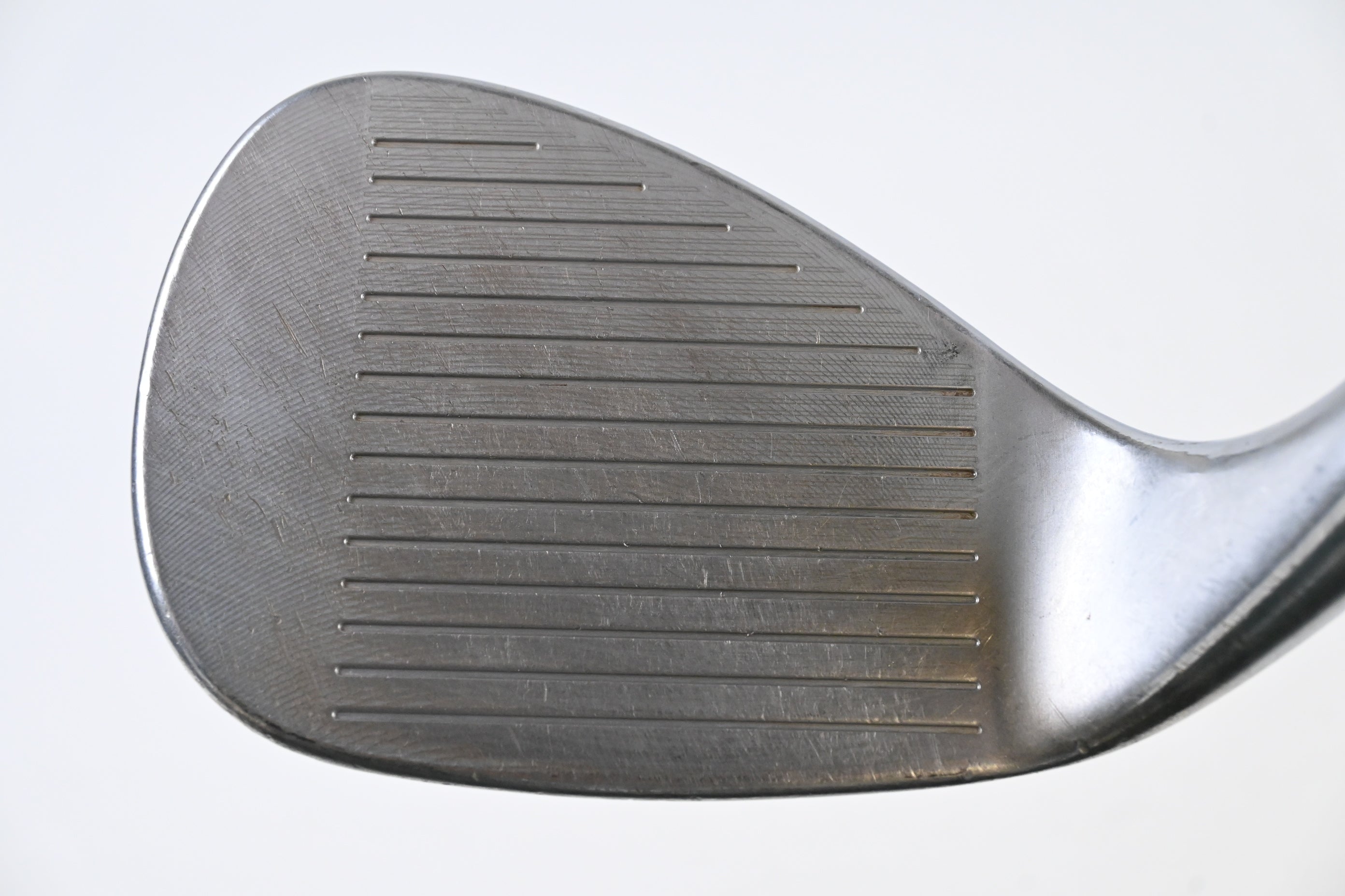 Cleveland 588 RTX Sand Wedge / 54 Degree / Wedge Flex Dynamic Gold Shaft