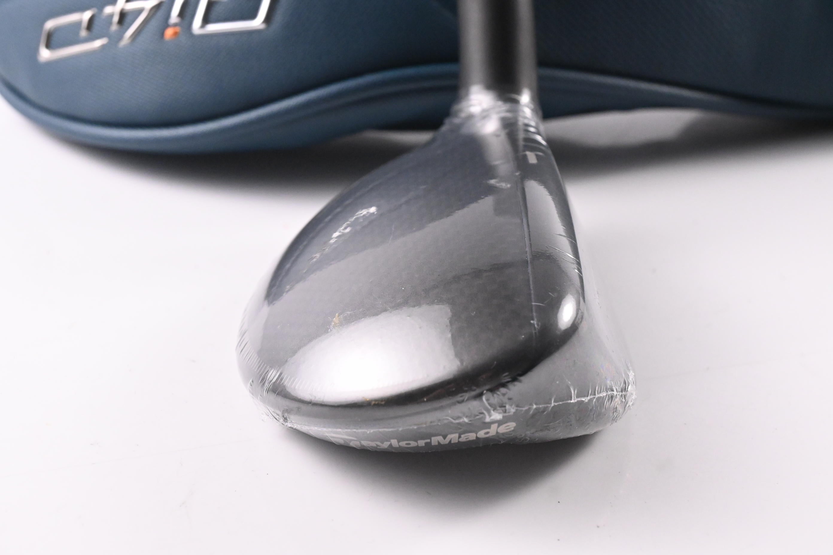 Taylormade Qi4D #4 Hybrid / 22 Degree / Regular Flex REAX By KBS 65 Shaft