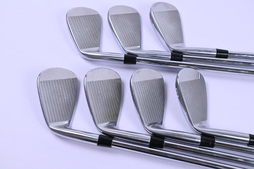 Mizuno Pro 243 Irons / 5-PW+GW / Regular Flex Dynamic Gold R300 Shafts
