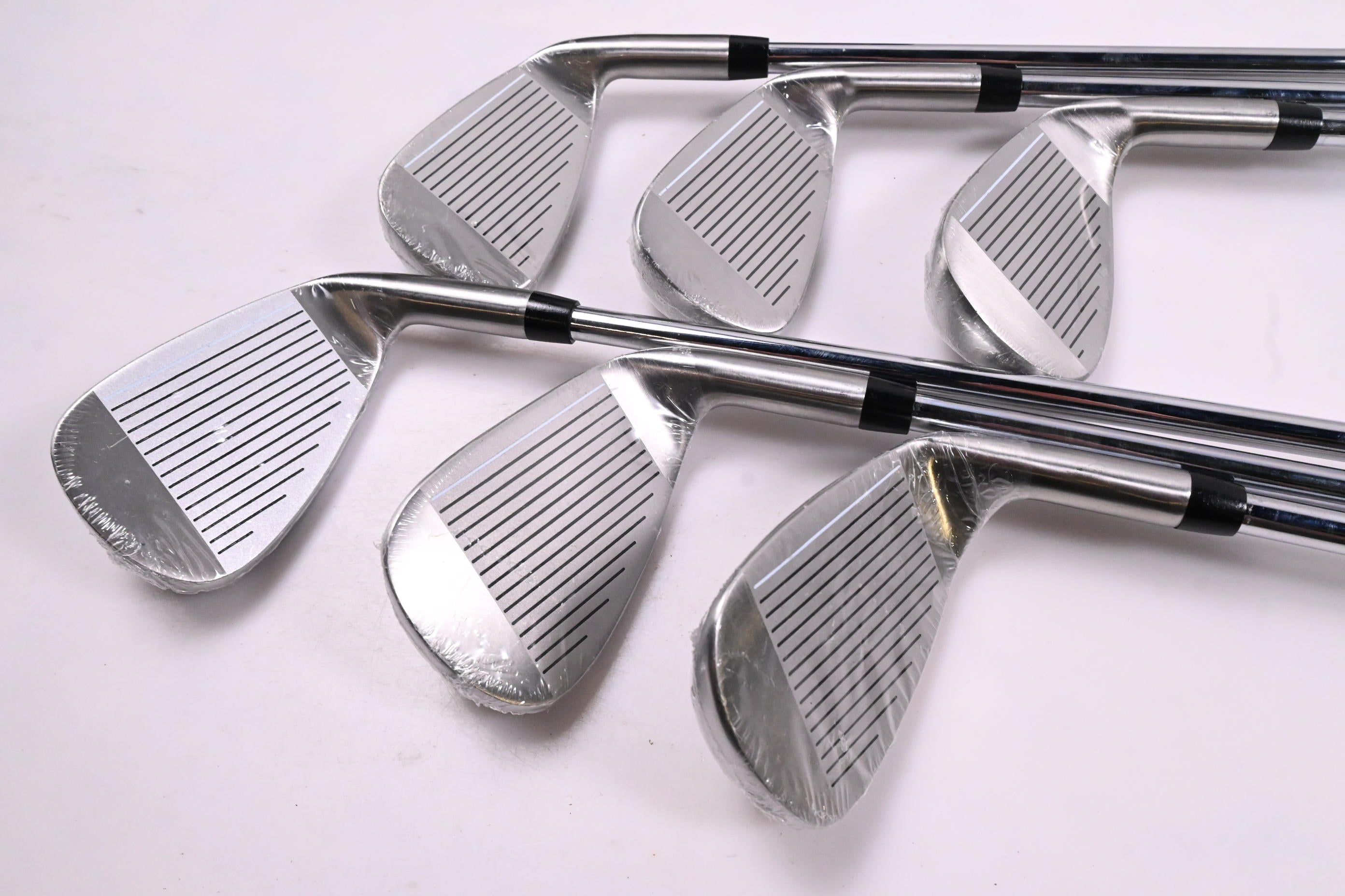 Left Hand Ben Hogan TX-682 Irons / 6-PW+SW / Regular Flex Hogan Shafts