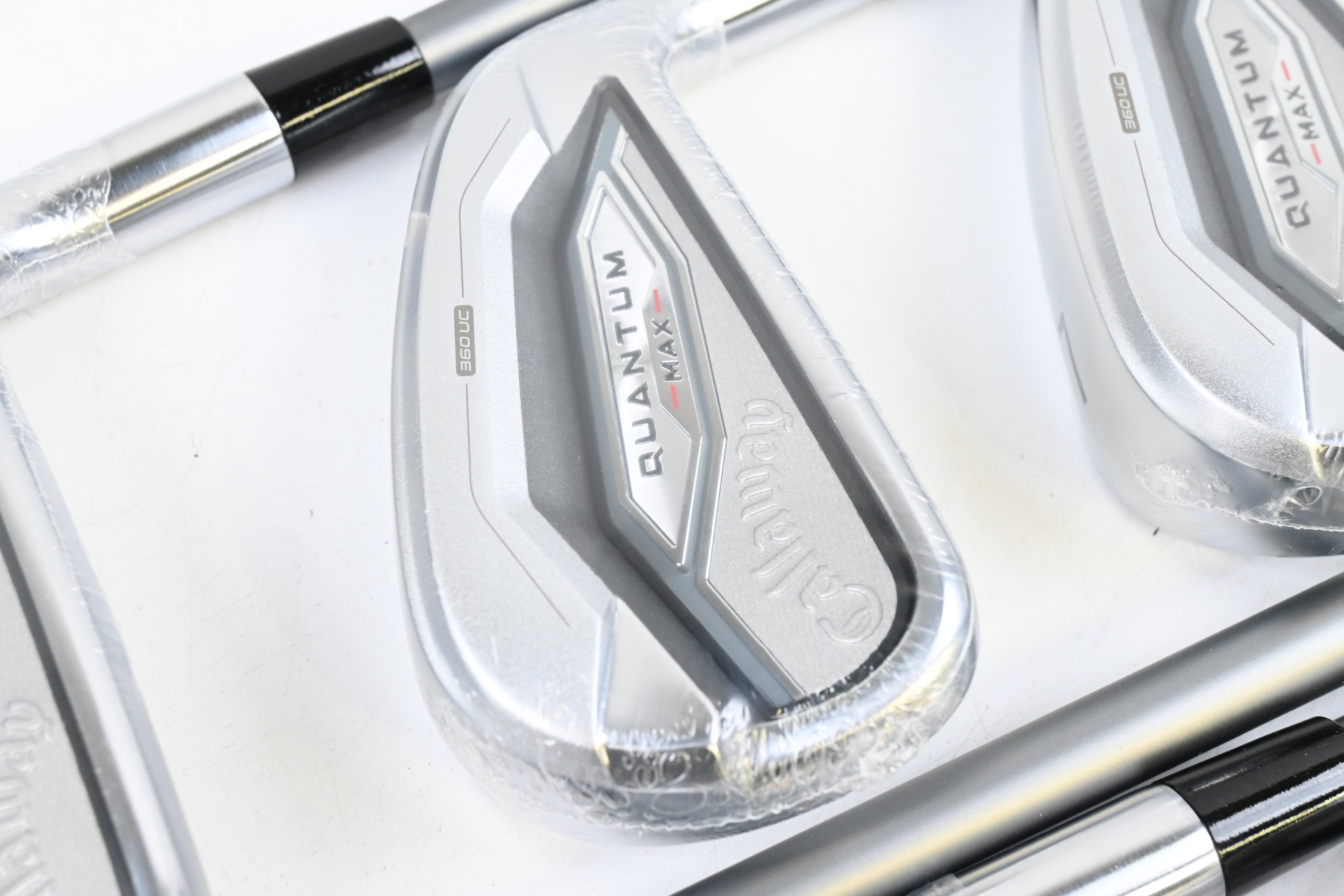 Callaway Quantum Max Irons / 5-PW / Regular Flex Denali Frost Silver 60 Shafts
