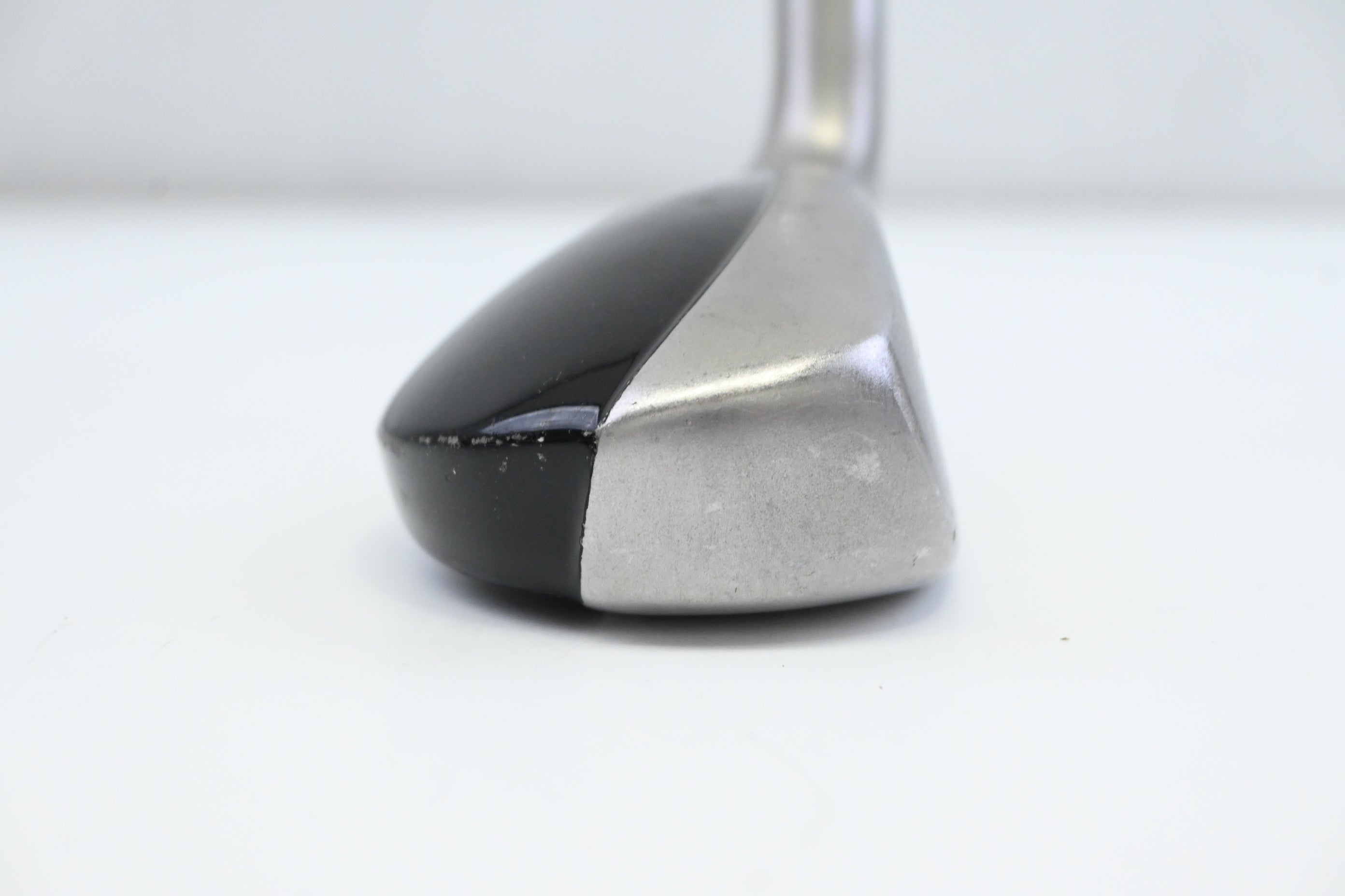 Taylormade Rescue Mid #2 Hybrid / 16 Degree / Stiff Flex Steel Shaft