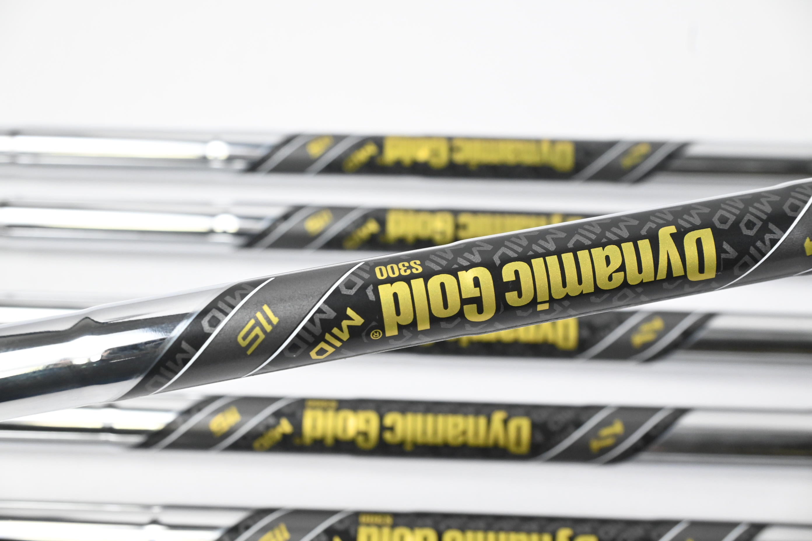 Taylormade P7MB 2023 Irons / 5-PW / Stiff Flex Dynamic Gold Mid S300 115 Shafts