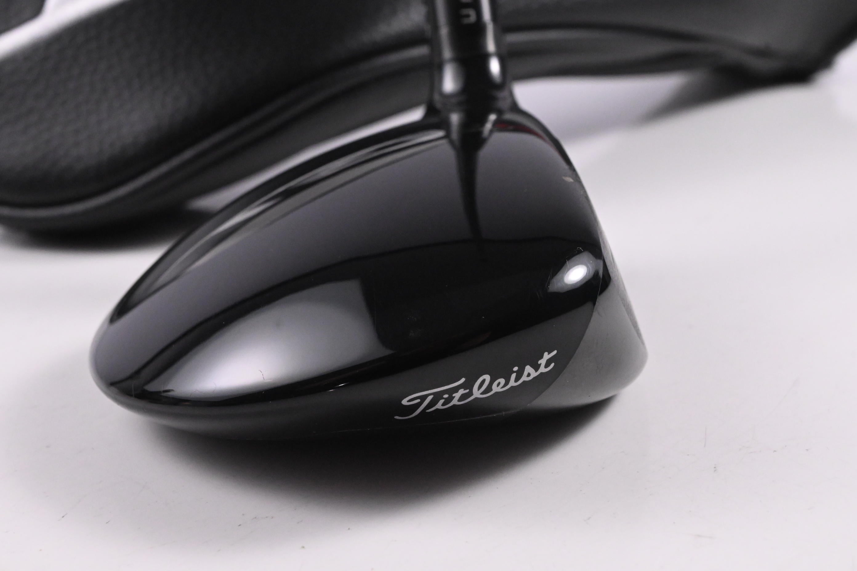Titleist GT2 #3 Wood / 16.5 Degree / Stiff Flex HZRDUS Black 70 Shaft