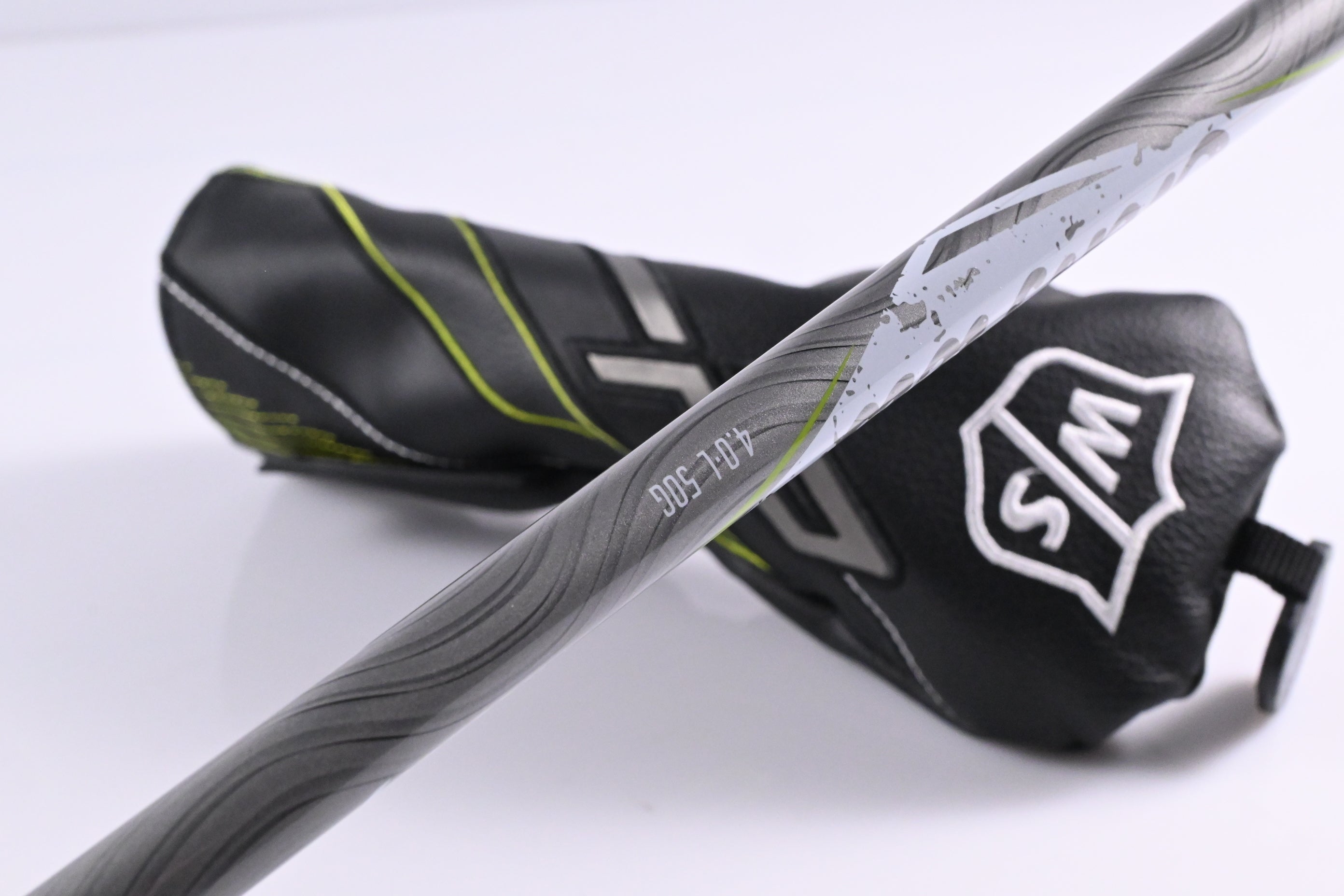 Ladies Wilson Launch Pad 2022 #5 Hybrid / 22.5 Degree / Ladies Flex EvenFlow 50