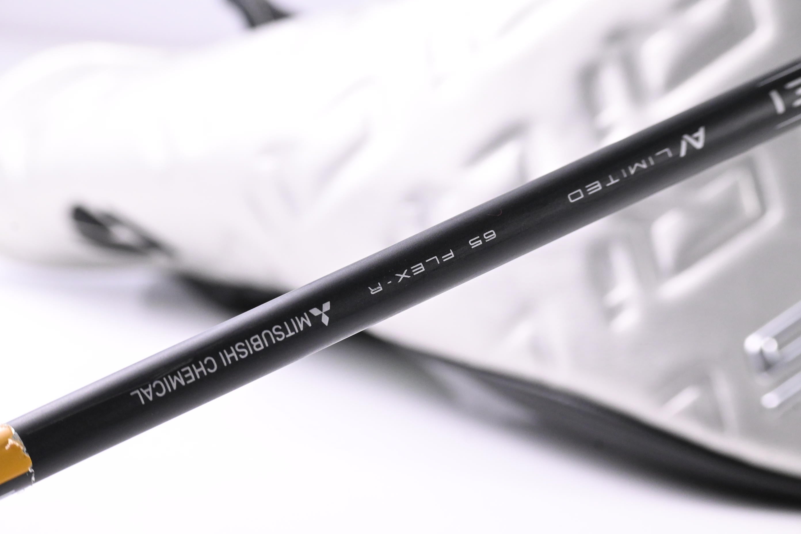 Taylormade Qi35 Driver / 9 Degree / Regular Flex Tensei AV Limited Blue 65 Shaft