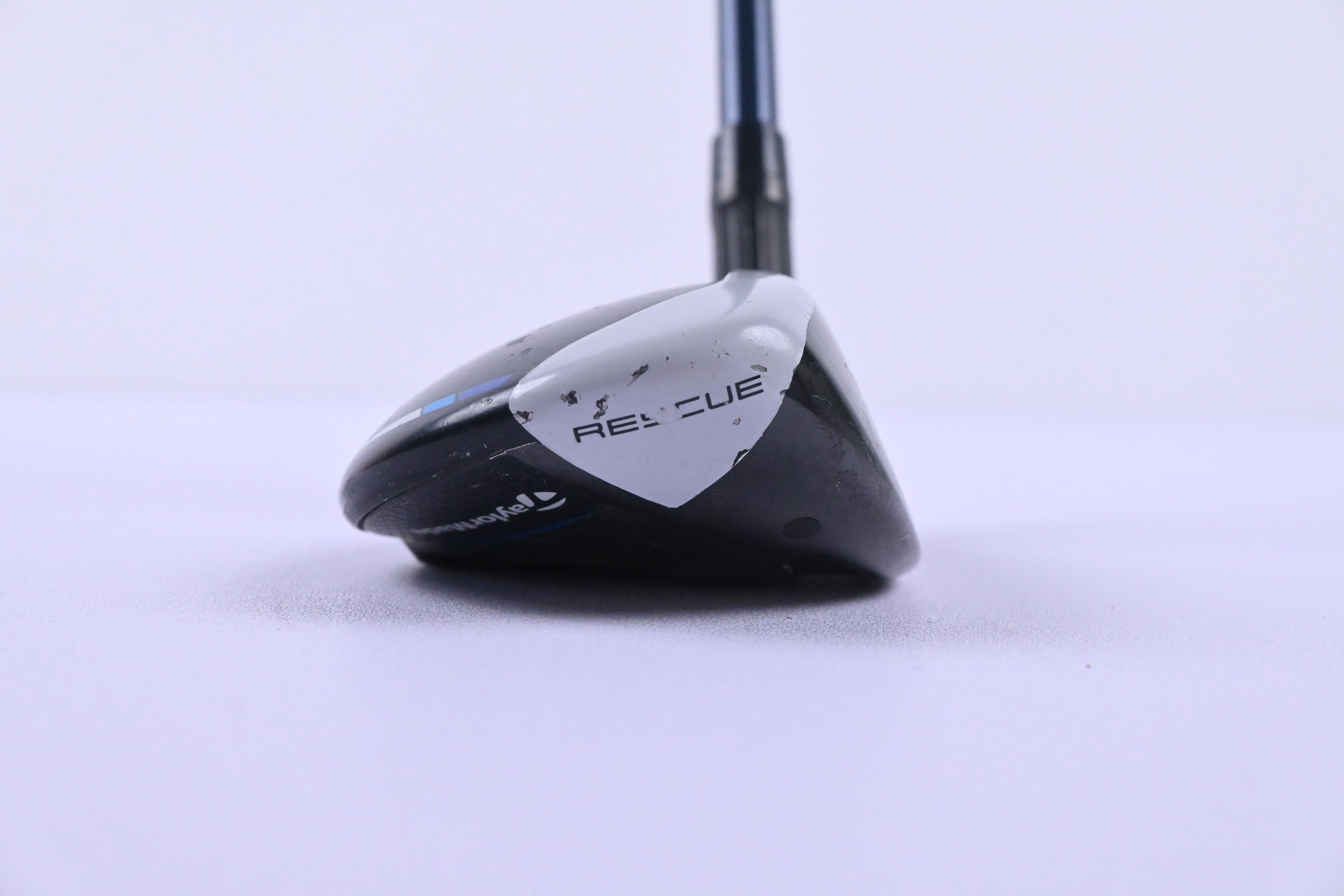 Taylormade SIM2 Max #4 Hybrid / 22 Degree / Regular Flex Fujikura Ventus Blue 6