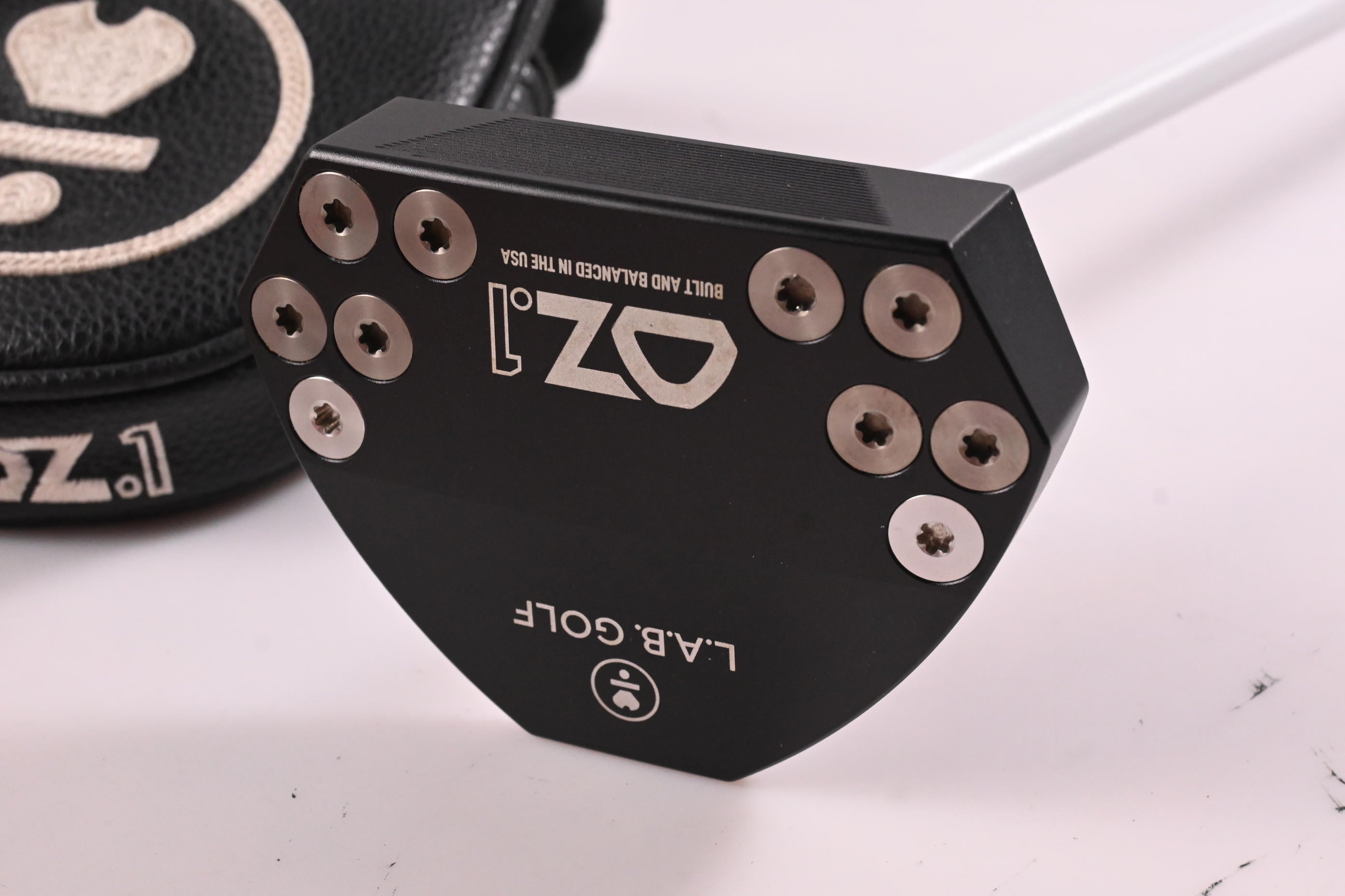 L.A.B Golf OZ.1 Putter / 35 Inch / Includes ACCRA X White Shaft