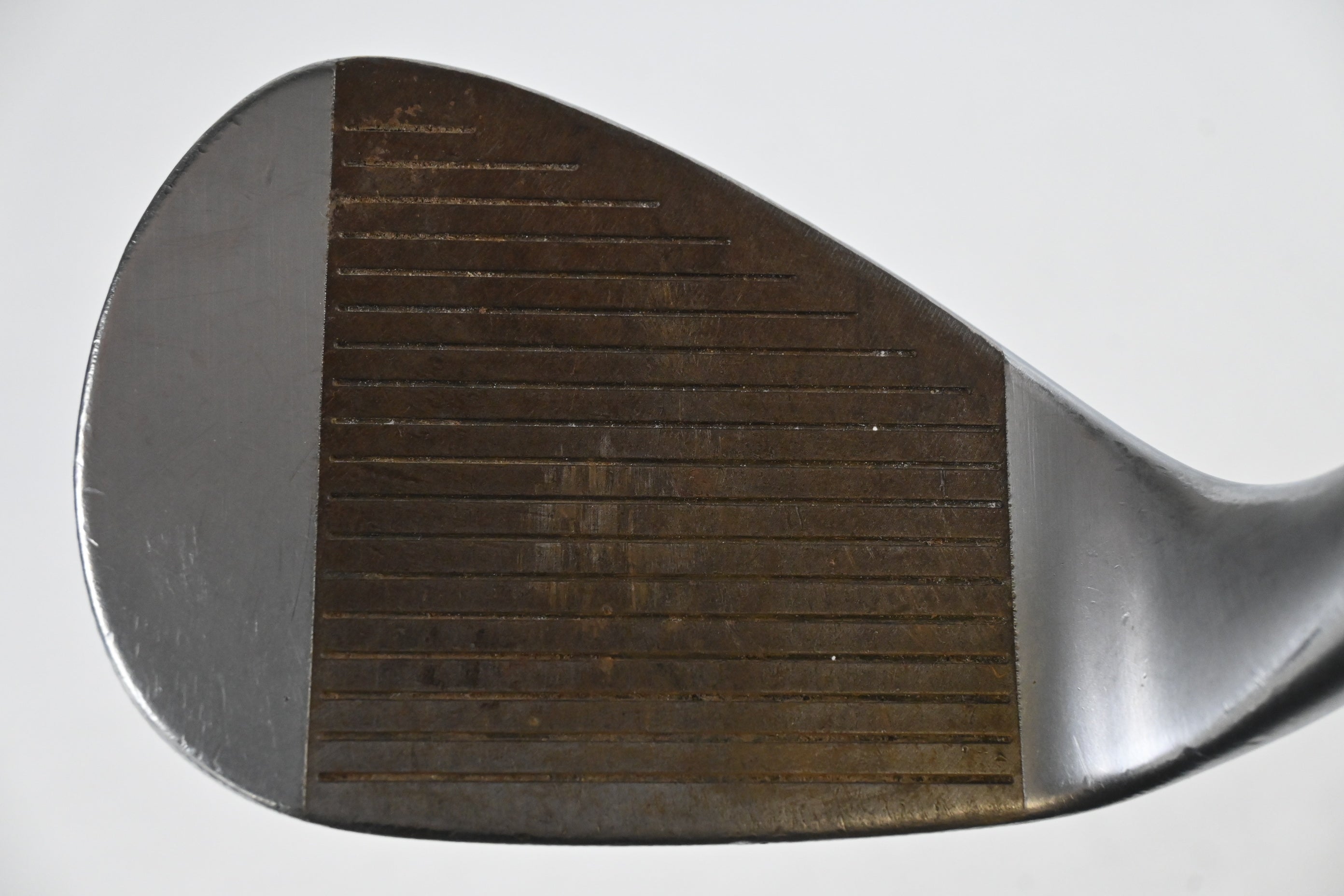 Taylormade Milled Grind 4 Sand Wedge / 56 Degree / Stiff Flex UST Recoil Dart 90
