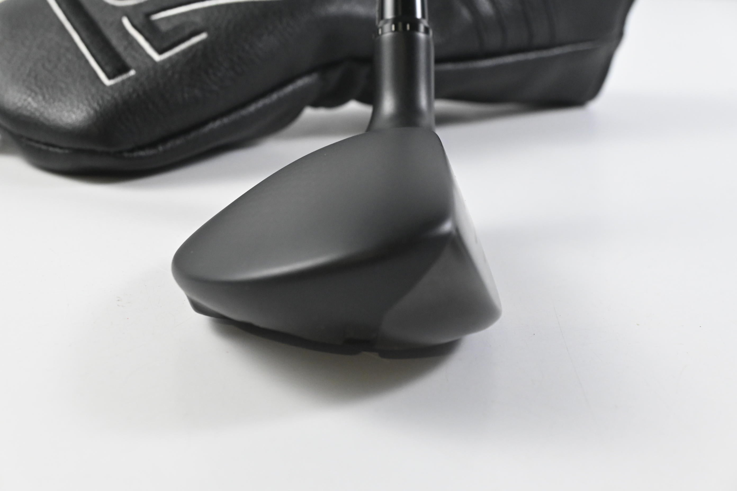 Sub 70 959X #4 Hybrid / 21 Degree / Regular Flex KBS TGI 70 Shaft