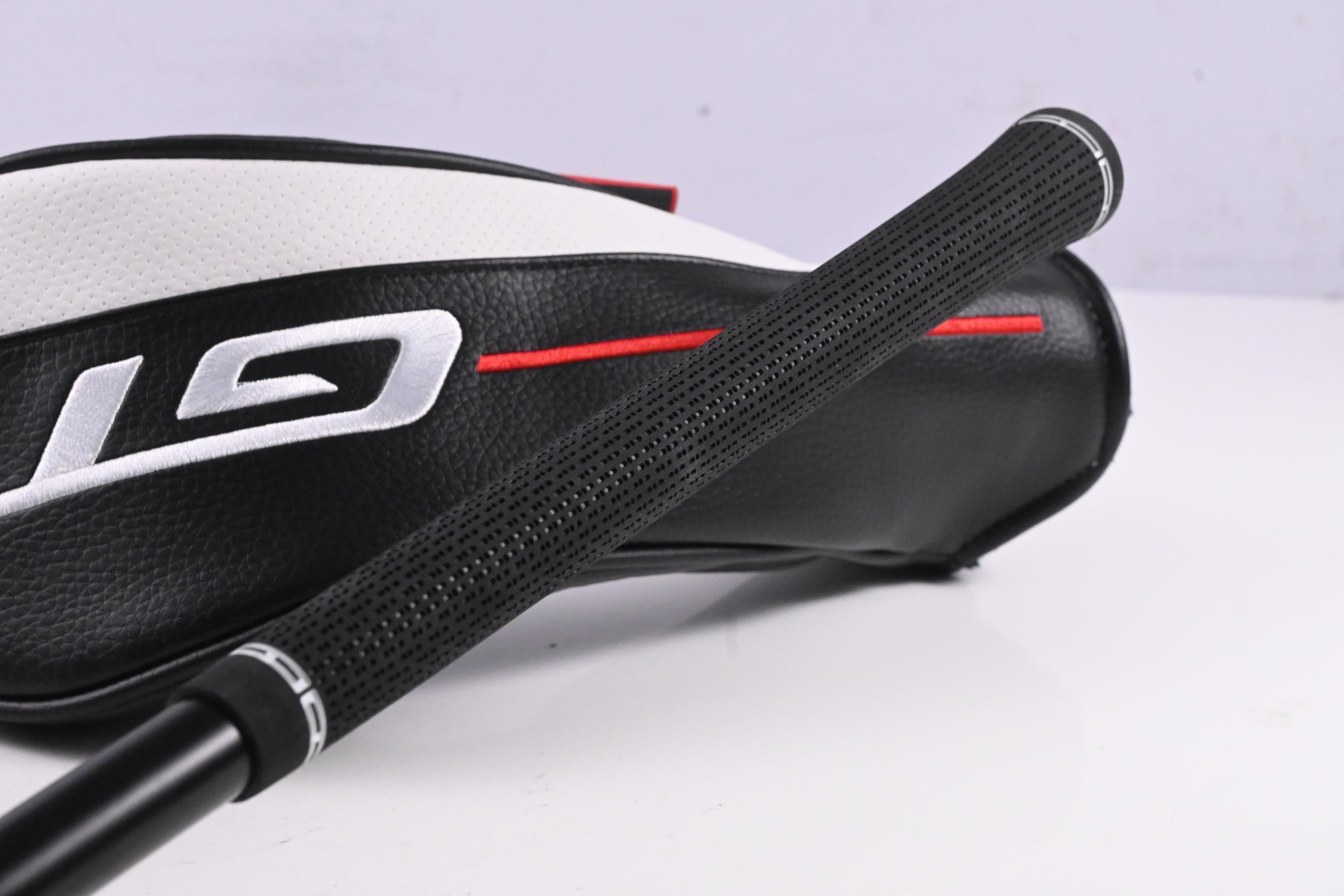 Titleist GT2 #3 Wood / 16.5 Degree / Stiff Flex HZRDUS Black 70 Shaft
