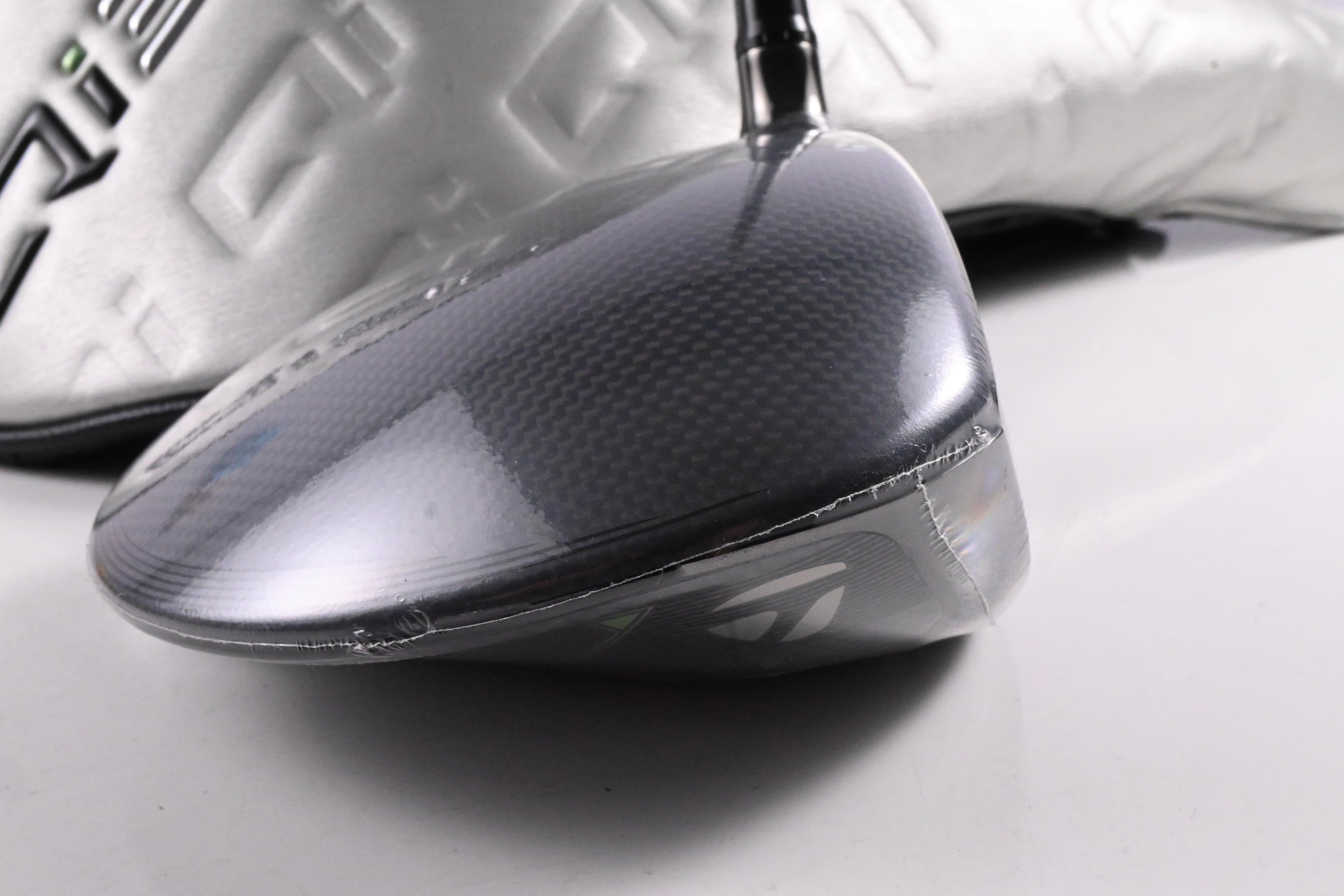 Taylormade Qi35 Driver / 9 Degree / Regular Flex Speeder NX TCS 50 Shaft