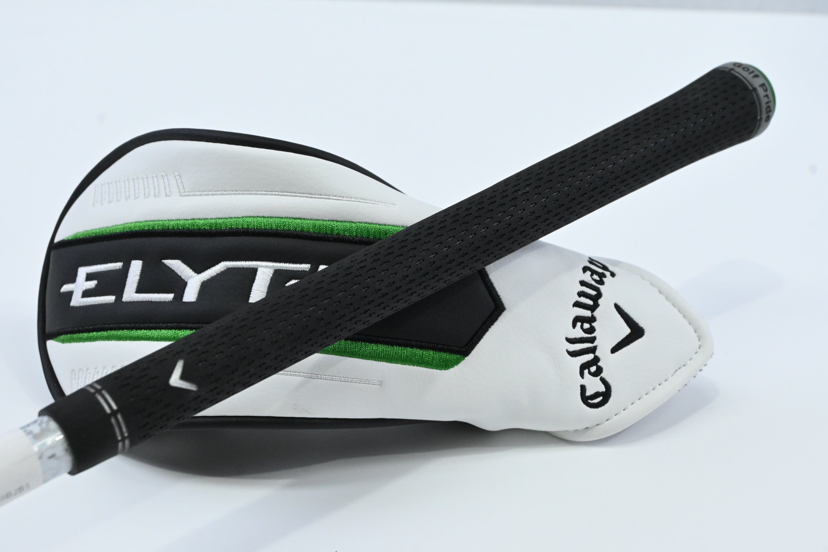 Callaway Elyte #4 Hybrid / 22 Degree / Stiff Flex Denali Charcoal 70 Shaft