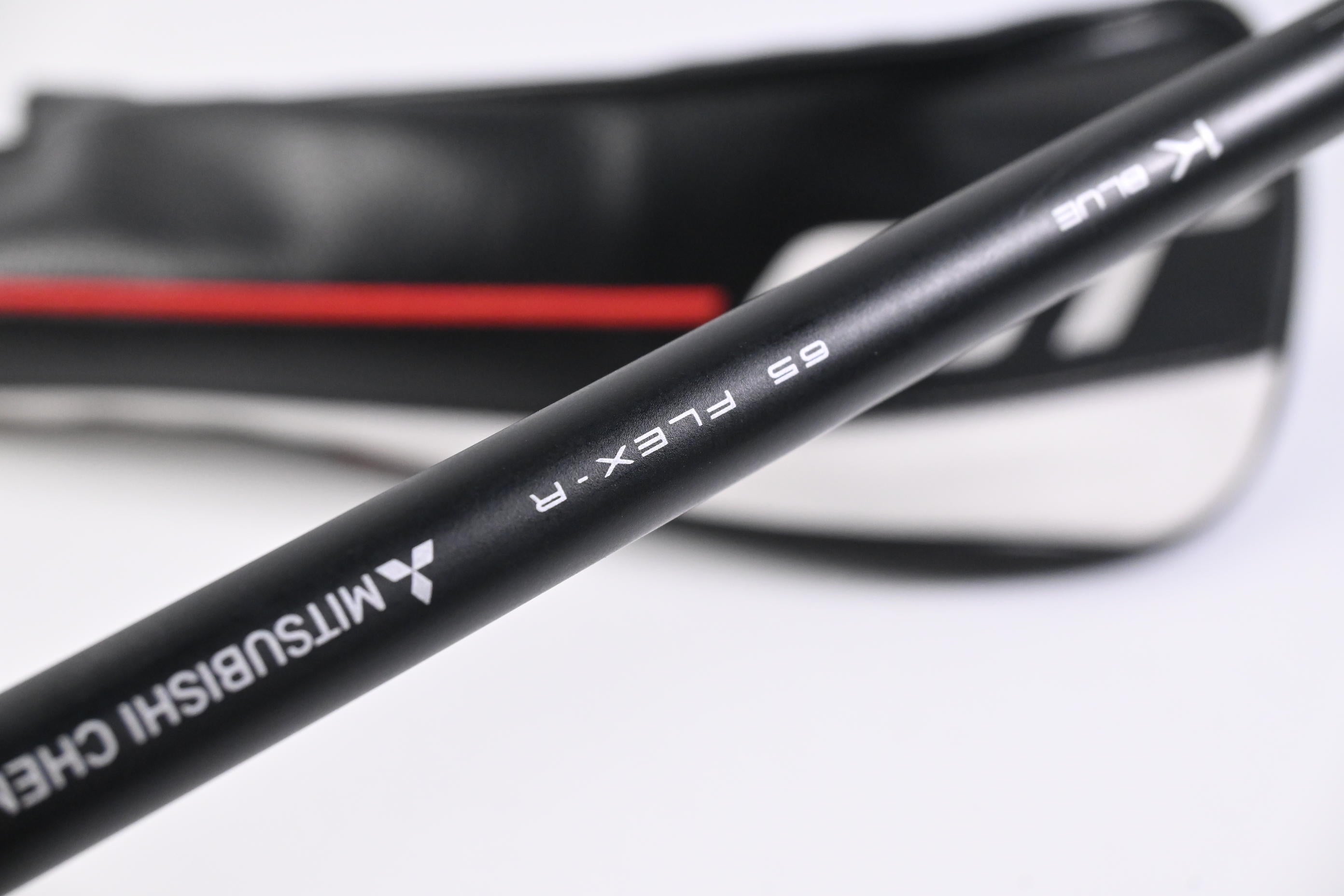 Titleist GT2 #5 Wood / 18 Degree / Regular Flex Tensei 1K Blue 65 Shaft