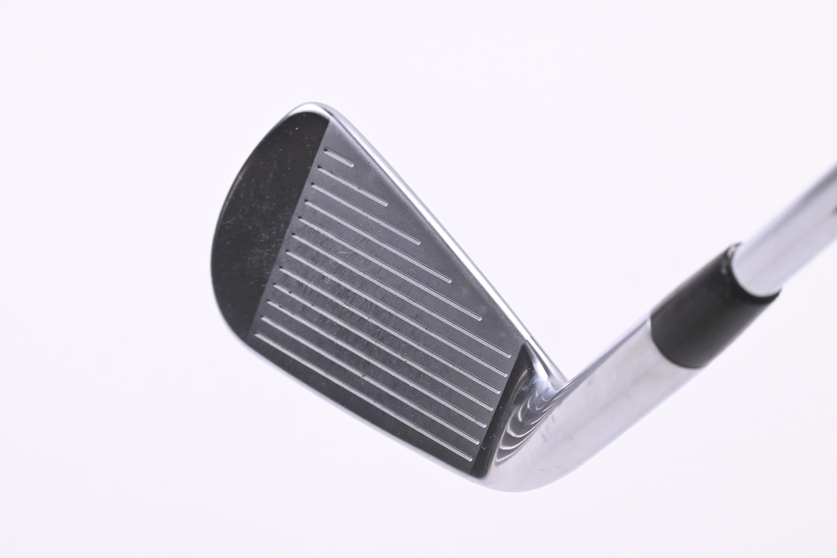 Titleist 716 MB #6 Iron / Stiff Flex Dynamic Gold AMT S300 Shaft