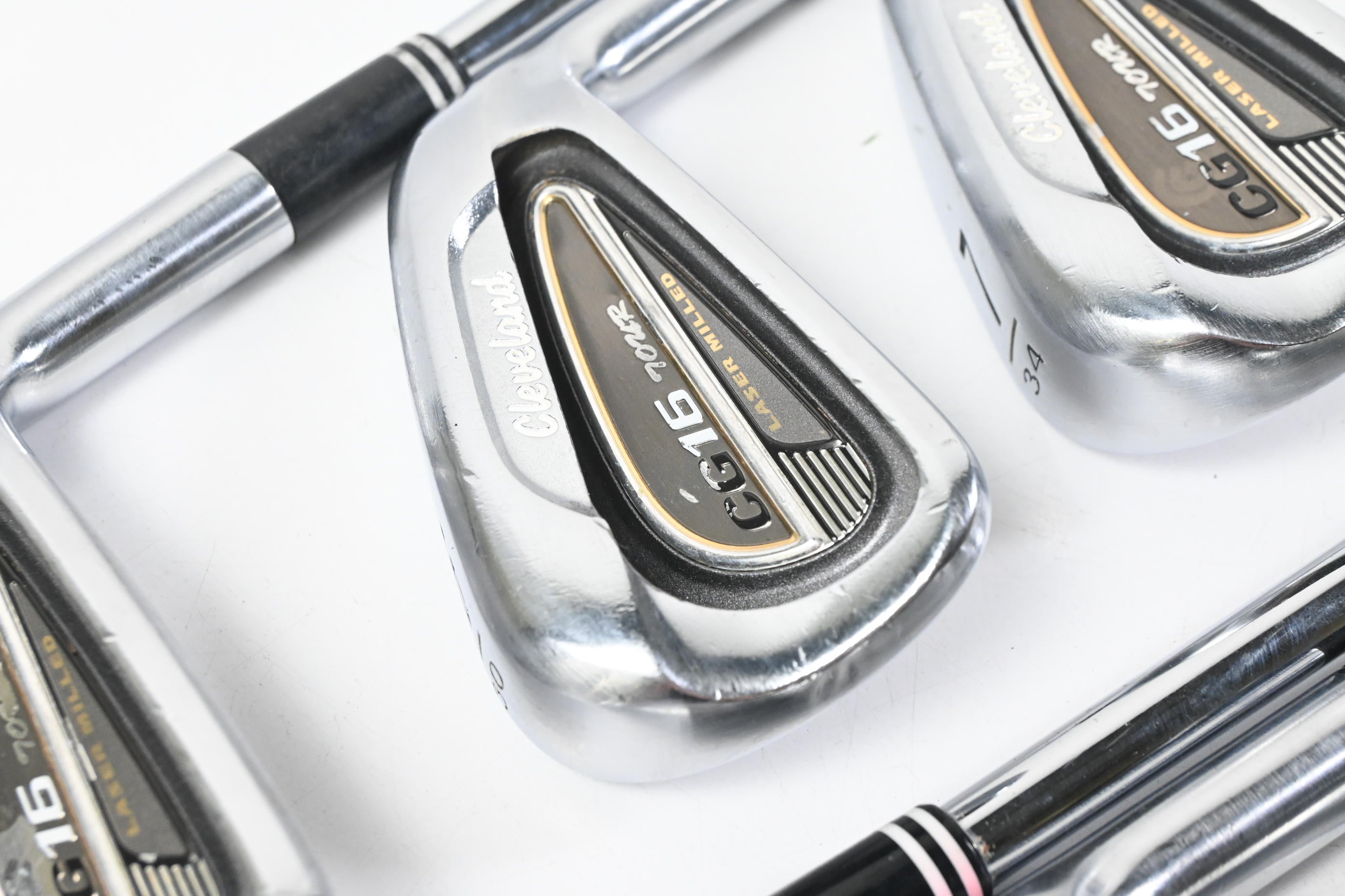 Cleveland CG16 Tour Irons / 5-PW / Stiff Flex Dynamic Gold S300 Shafts