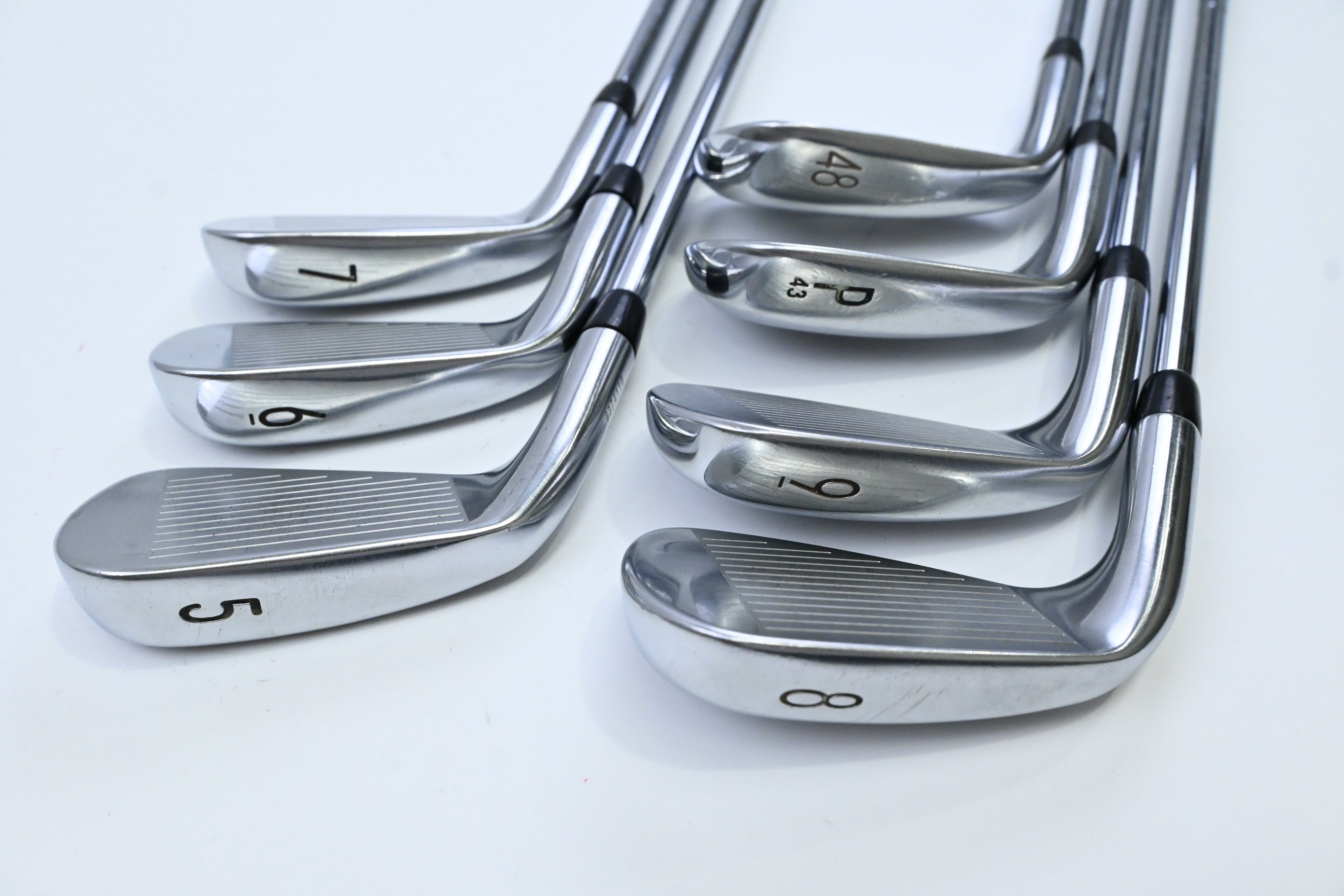 Titleist T200 2019 Irons / 5-PW+48° / Stiff Flex AMT Black S300 Shafts
