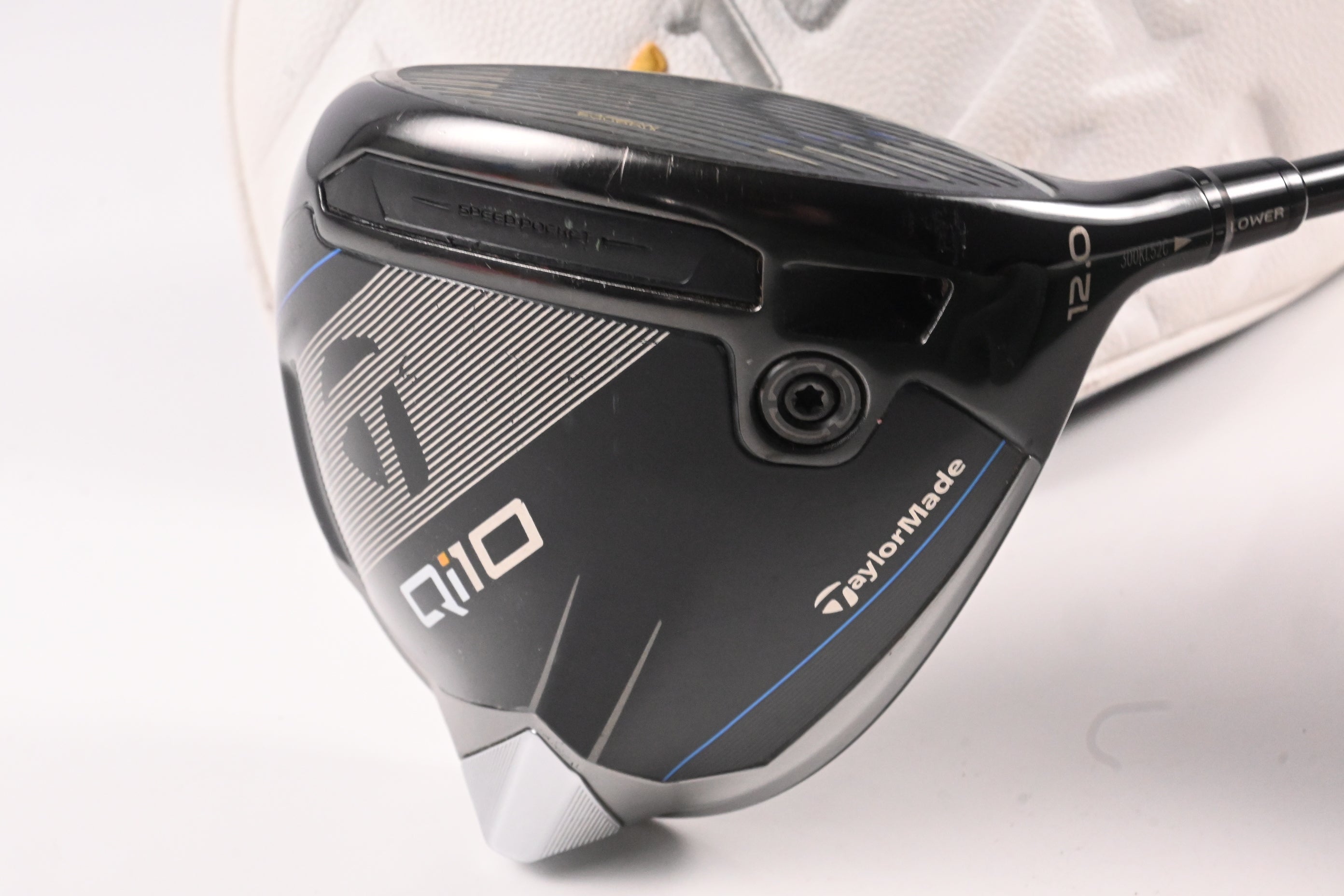 Taylormade Qi10 Driver / 12 Degree / Regular Flex Accra iW4 Shaft
