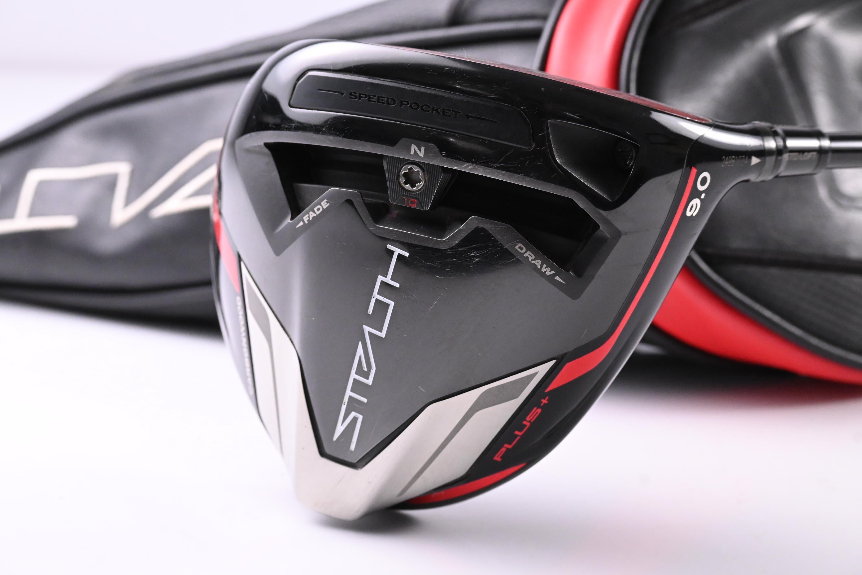 Taylormade Stealth Plus Driver / 9 Degree / Stiff Flex Kai'li White 60 Shaft