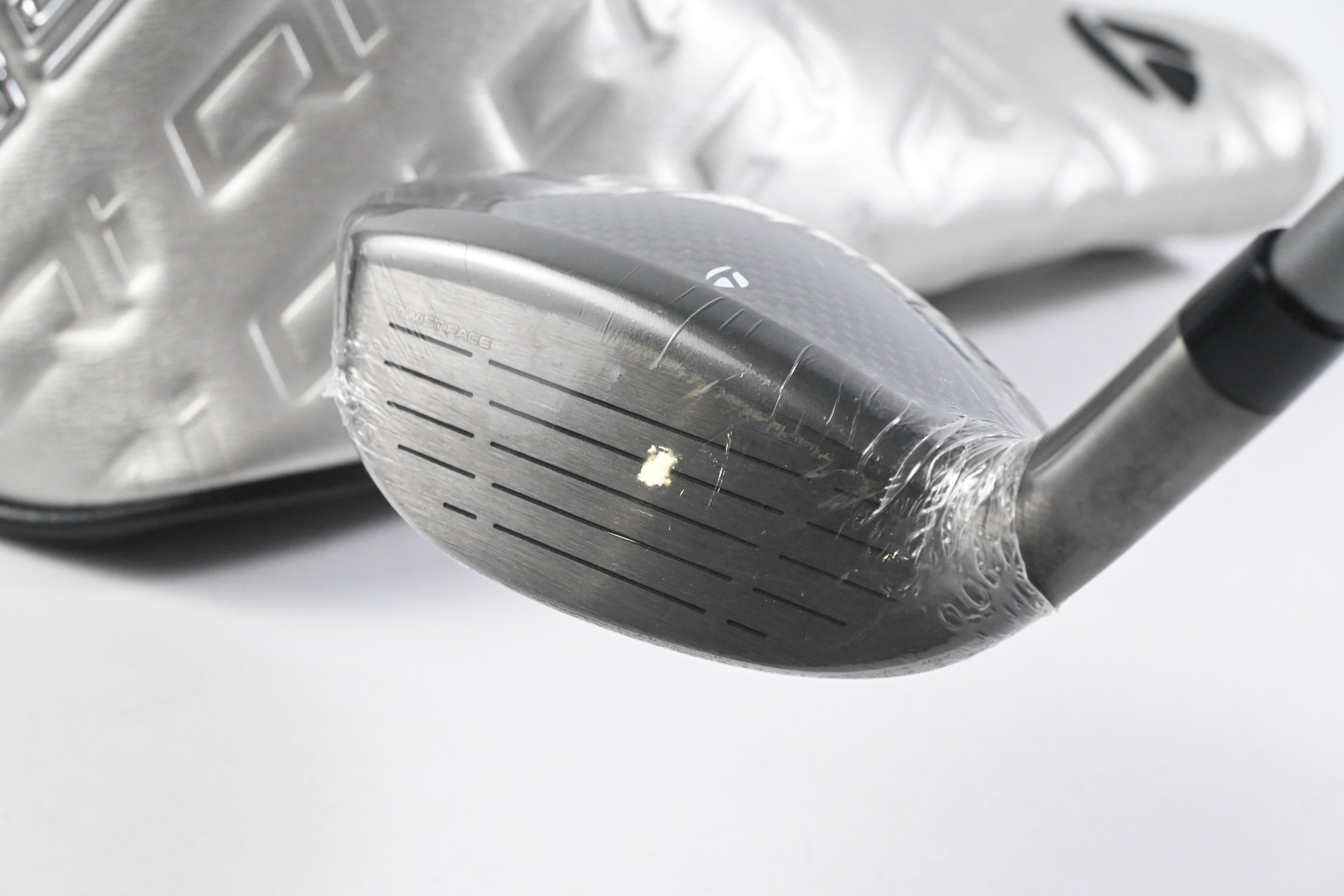 Taylormade Qi35 Max #6 Hybrid / 31 Degree / Regular Flex Airspeeder 50 Shaft