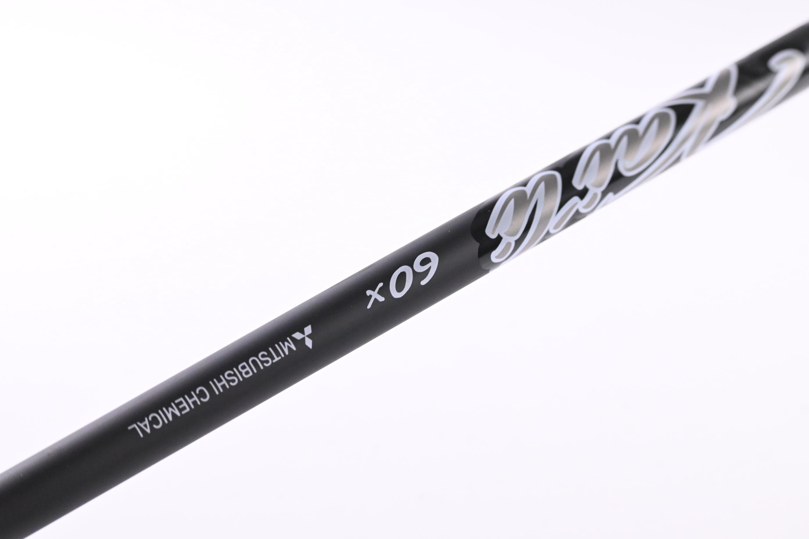Cobra OPTM X Driver / 9 Degree / X-Flex Kai'li White Dark Wave 60 Shaft