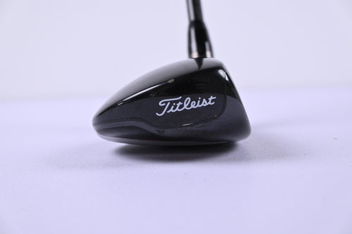 Titleist 913H #3 Hybrid / 19 Degree / Stiff Flex Aldila RIP Phenom 80 Shaft