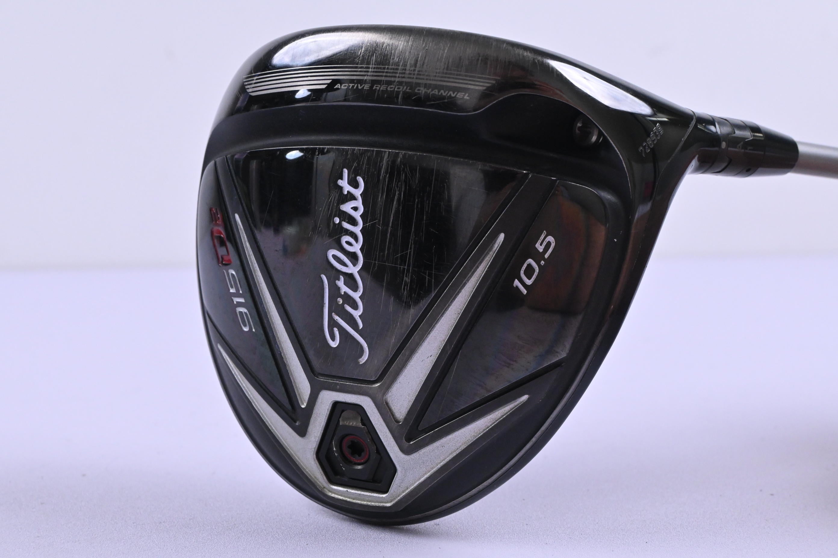 Titleist 915 D2 Driver / 10.5 Degree / Regular Flex Diamana S+ Blue 60 Shaft