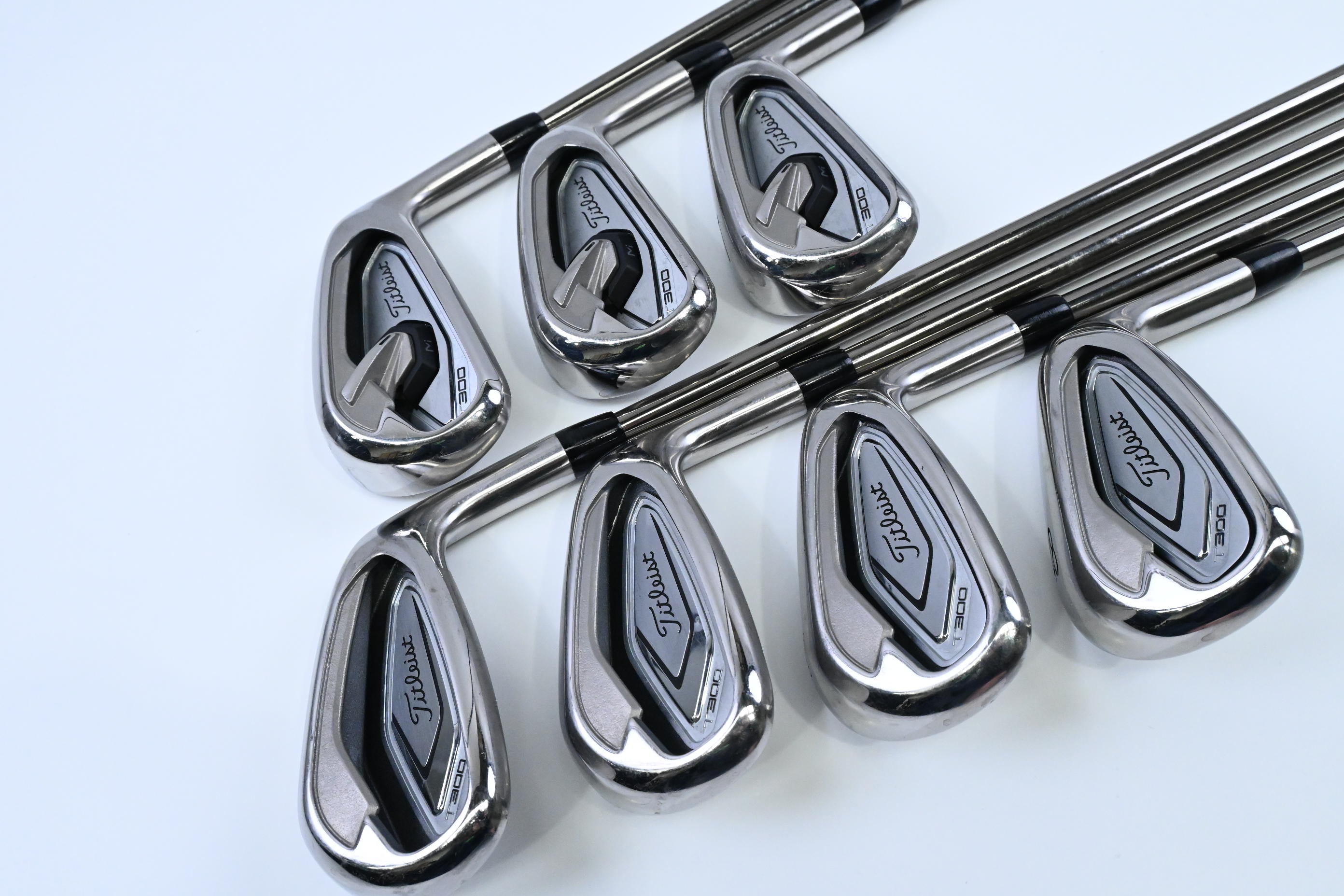 Titleist T300 2019 Irons / 5-PW+GW / Senior Flex UST Mamiya Recoil 65 Shafts