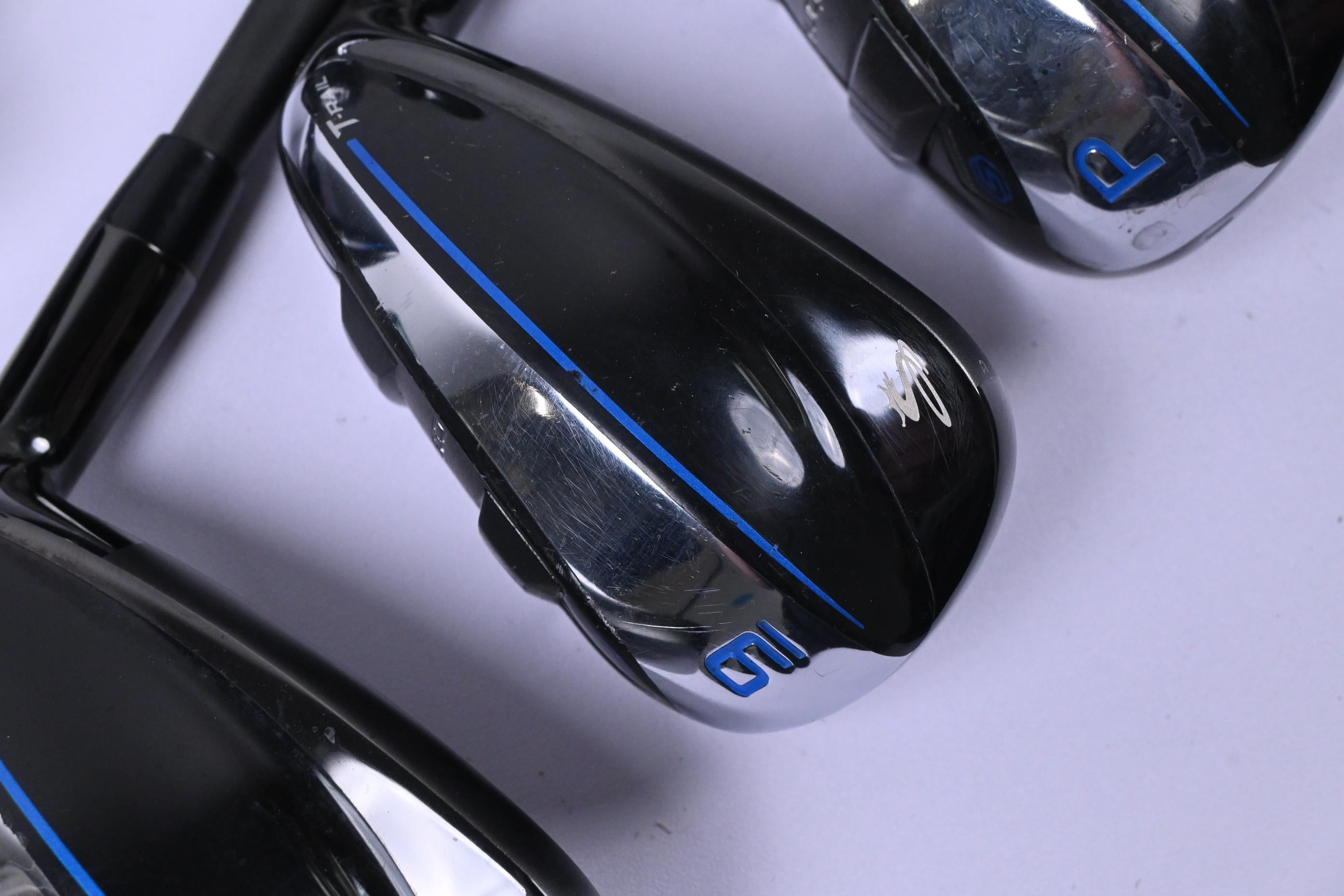 Cobra T-Rail Hybrid Combo Irons / 5-PW+SW / Regular Flex Ultralite 50 Shafts