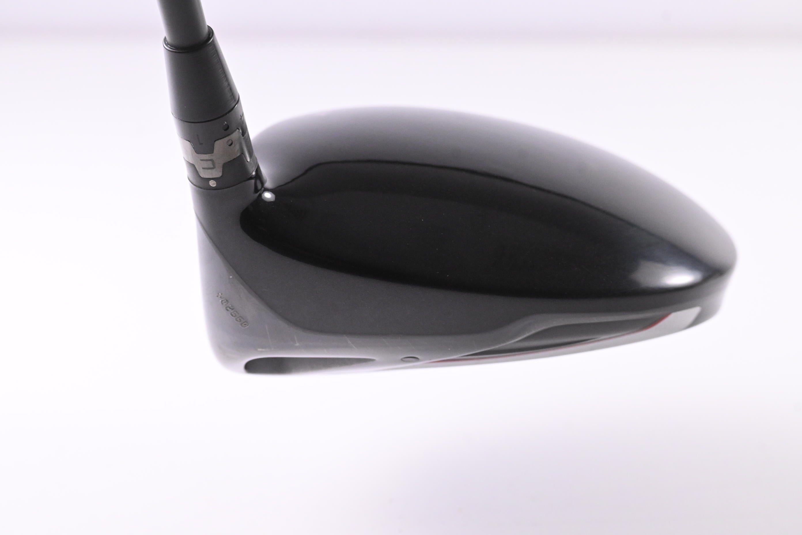Titleist 913 D2 Driver / 9.5 Degree / Stiff Flex Diamana D+ PLUS 72 Shaft