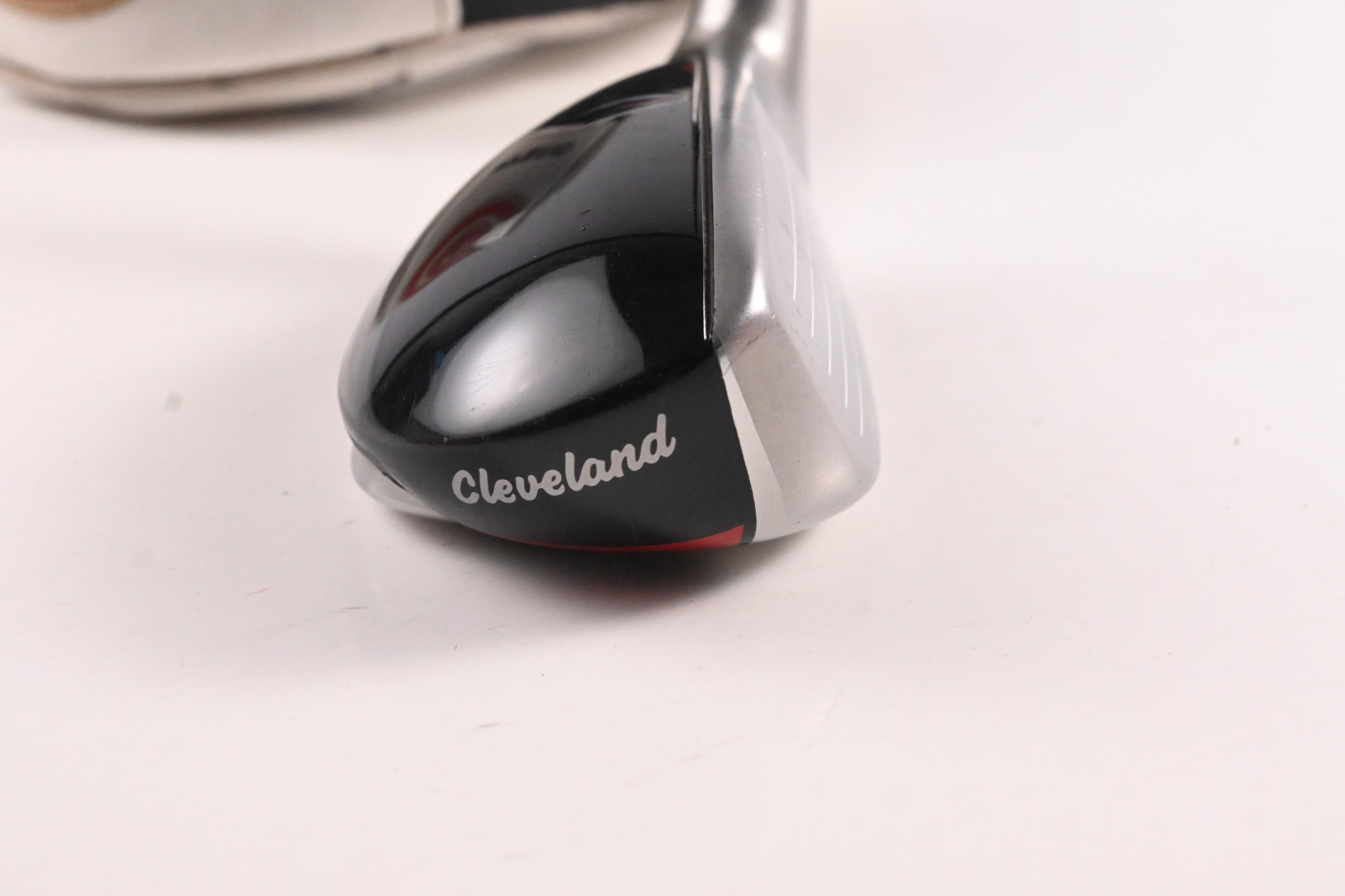 Cleveland Launcher 2009 #3 Hybrid / 18 Degree / Regular Flex Fujikura Gold Shaft