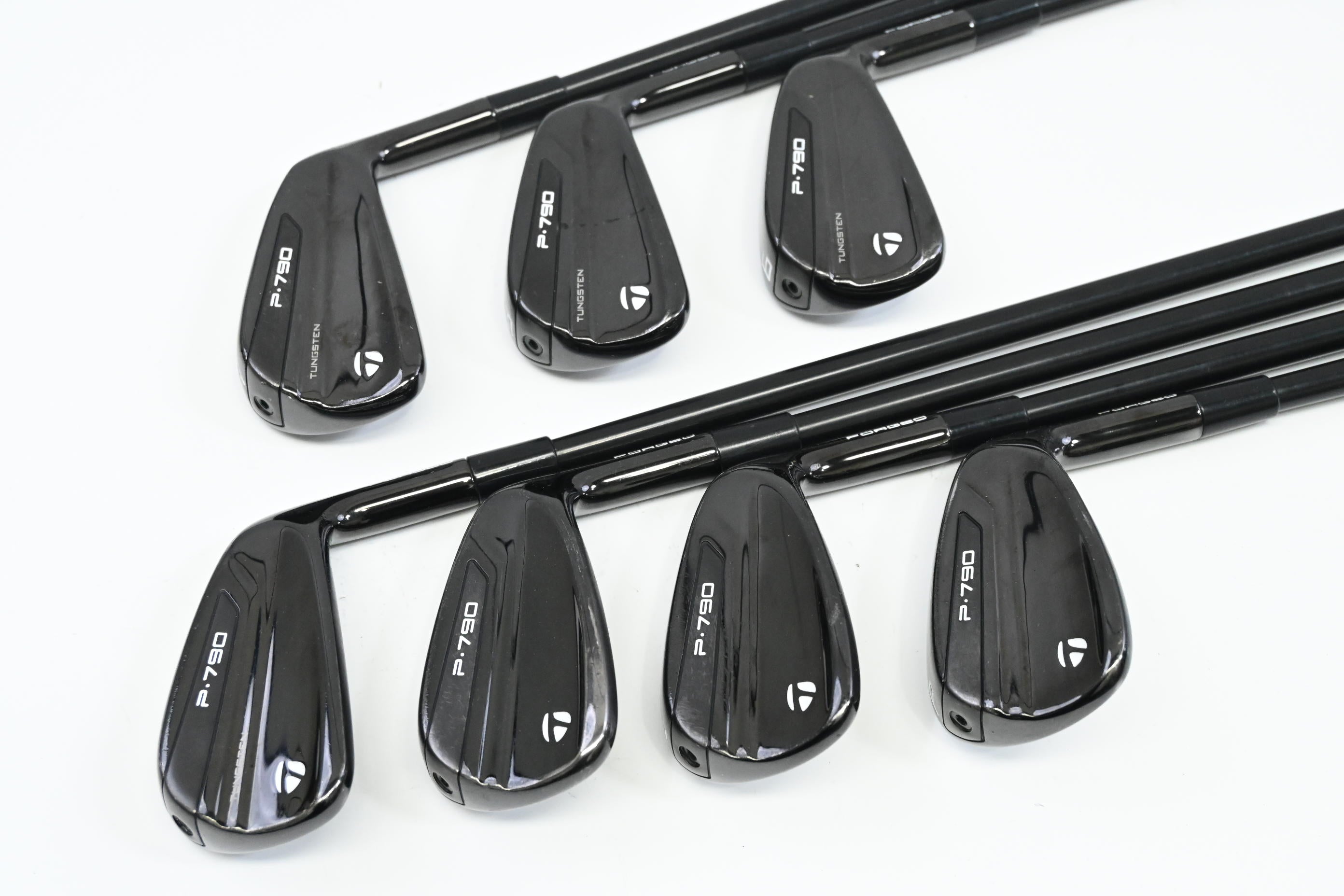 Taylormade P790 2017 Black Irons / 4-PW / Regular Flex Dynamic Gold 105 R300