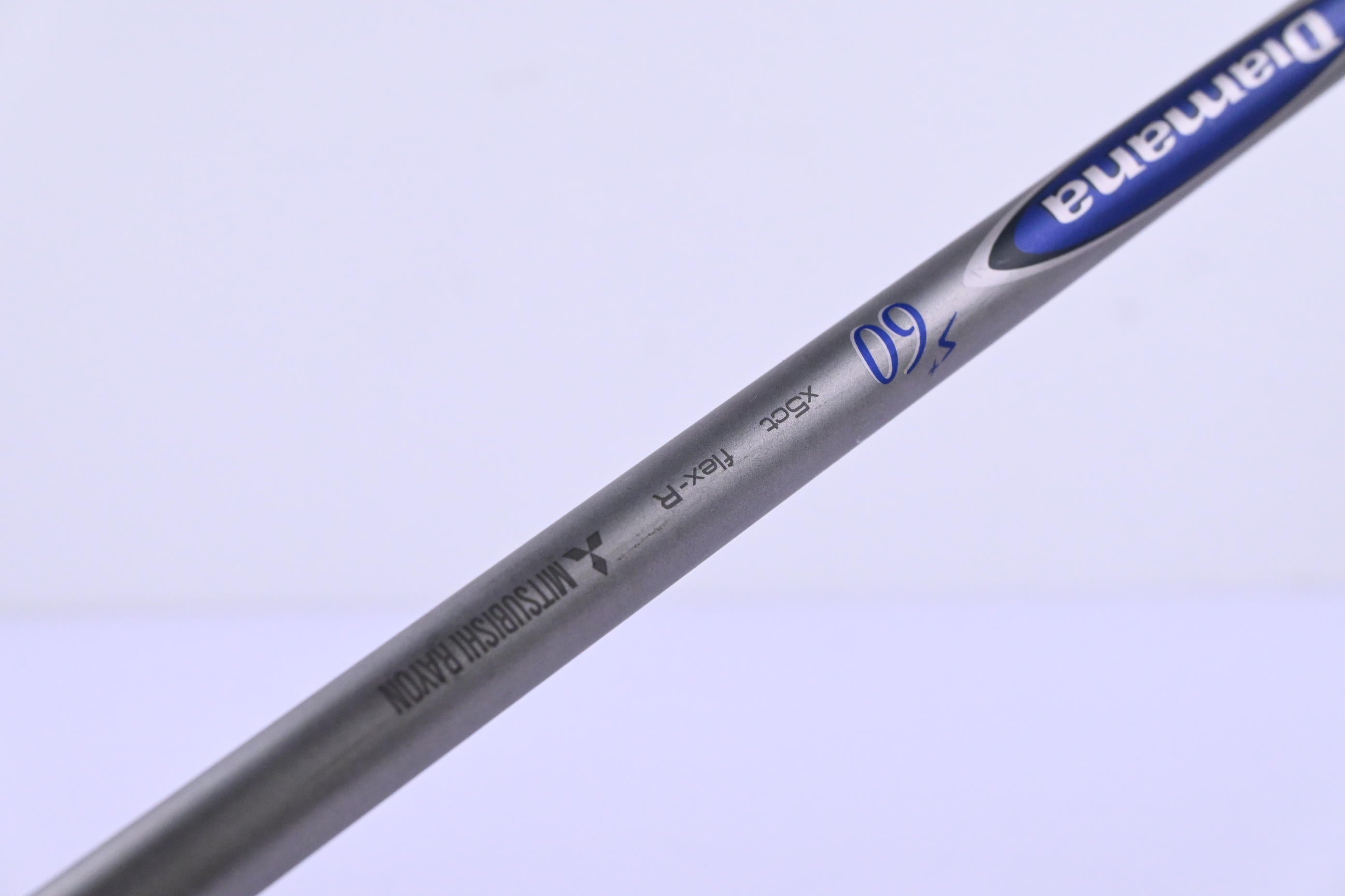 Titleist 915 D2 Driver / 10.5 Degree / Regular Flex Diamana S+ Blue 60 Shaft