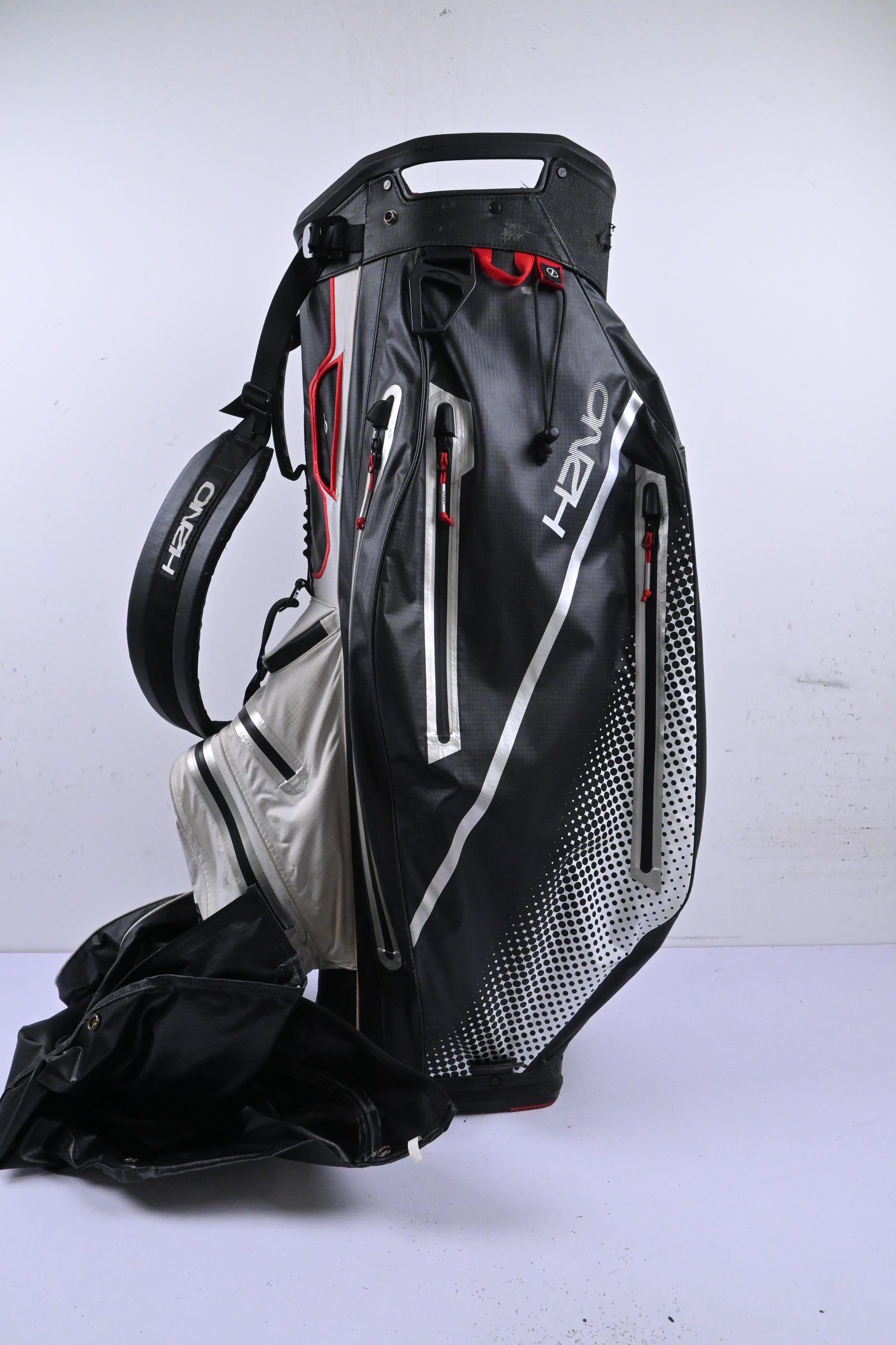 Sun Mountain H2NO Cart Bag / 14-Way Divider / Black & White