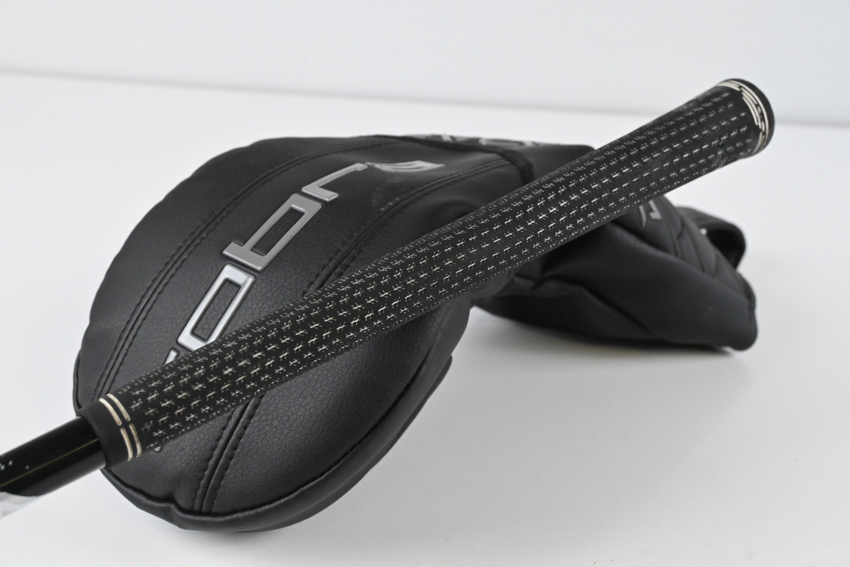 Cobra DS-Adapt LS Driver / 9 Degree / X-Flex Kai'li White 60 Shaft