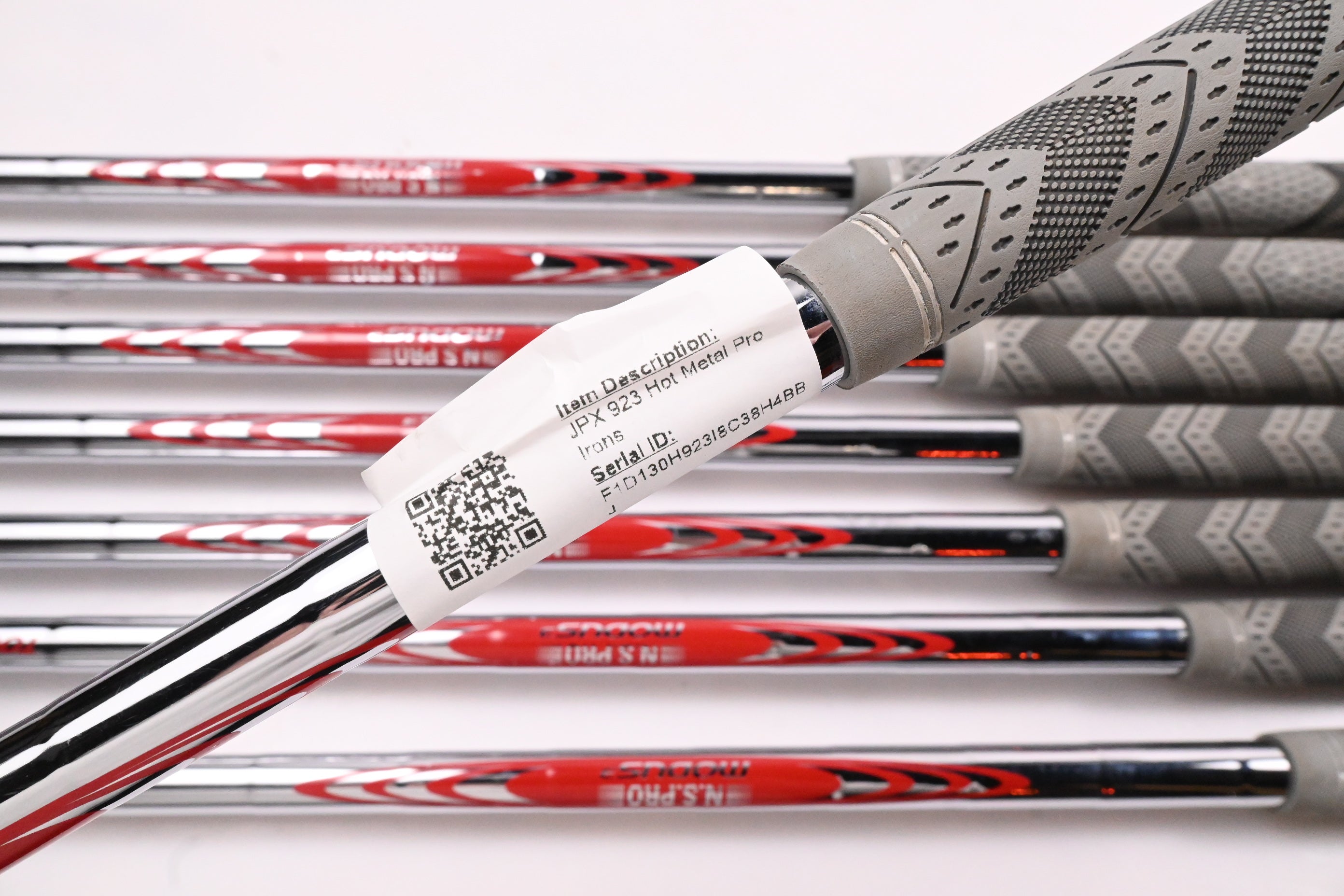 Mizuno JPX 923 Hot Metal Pro Irons / 4-PW+GW / Regular Flex N.S.Pro Modus³ Tour