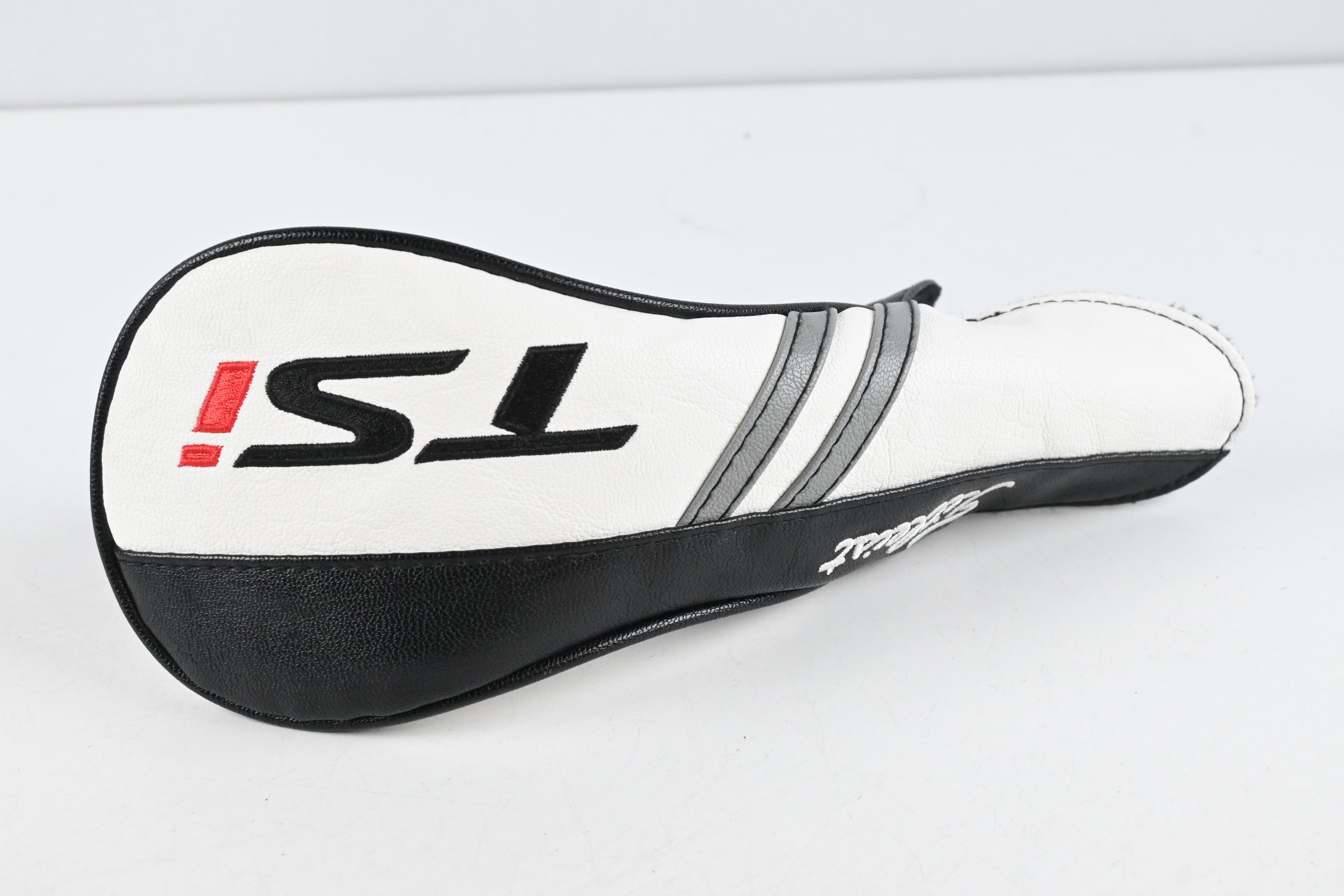 Titleist TSi3 #3 Wood / 15 Degree / Stiff Flex Tensei AV RAW White 75 Shaft